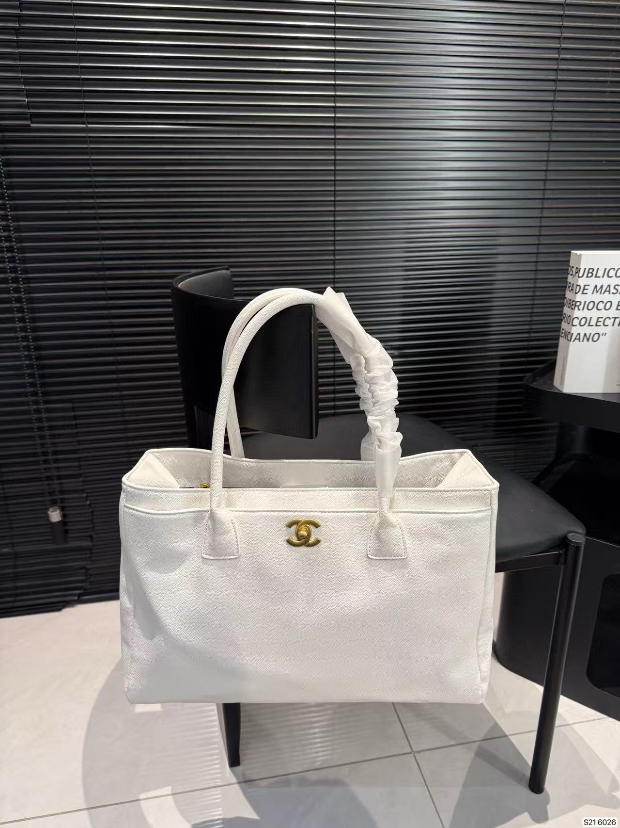 CHANE1 シンプルレザーハンドバッグ【50％割引+送料無料】