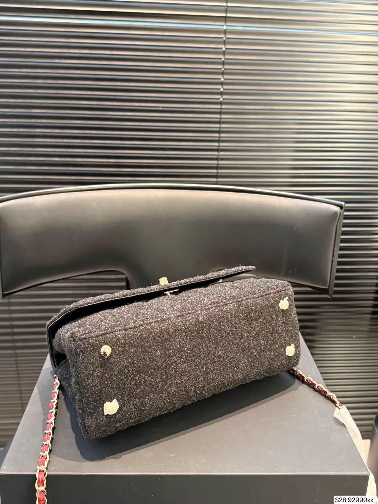 CHANE1 ウールチェーンハンドバッグ【50％割引+送料無料】