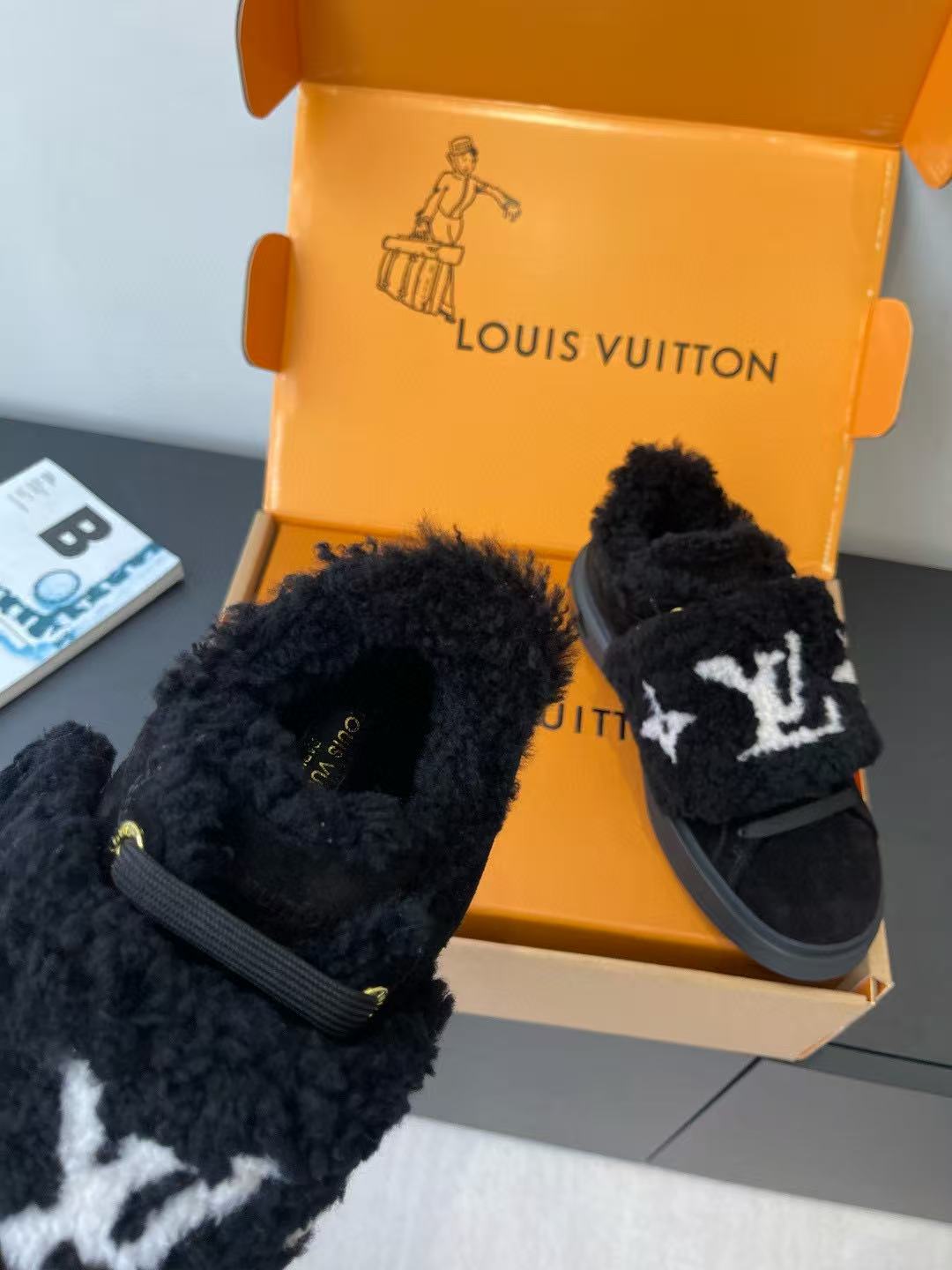 LVの高品質ウールプラットフォームカジュアルシューズ【50％割引+送料無料】