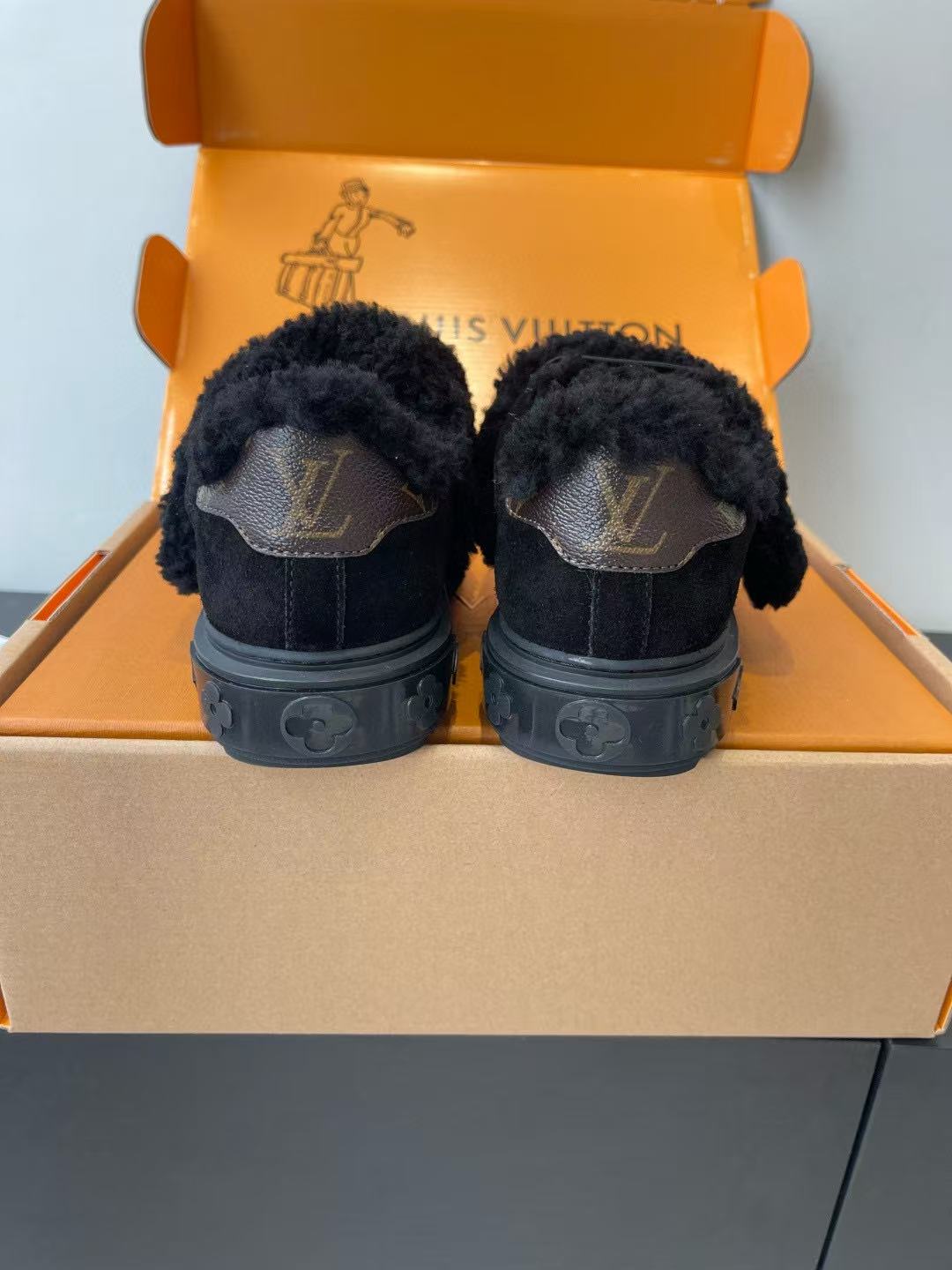 LVの高品質ウールプラットフォームカジュアルシューズ【50％割引+送料無料】