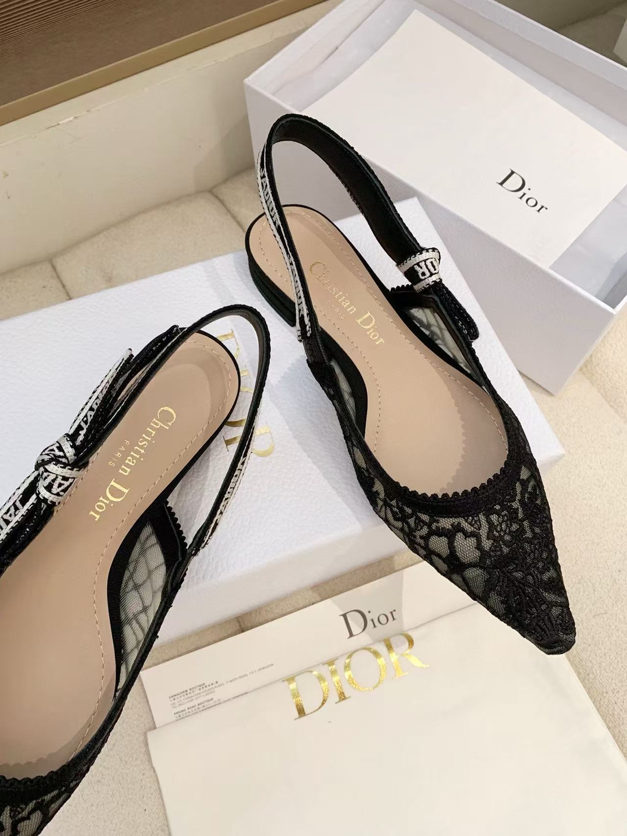 DIORの高品質レースフラットシューズ【50％割引+送料無料】