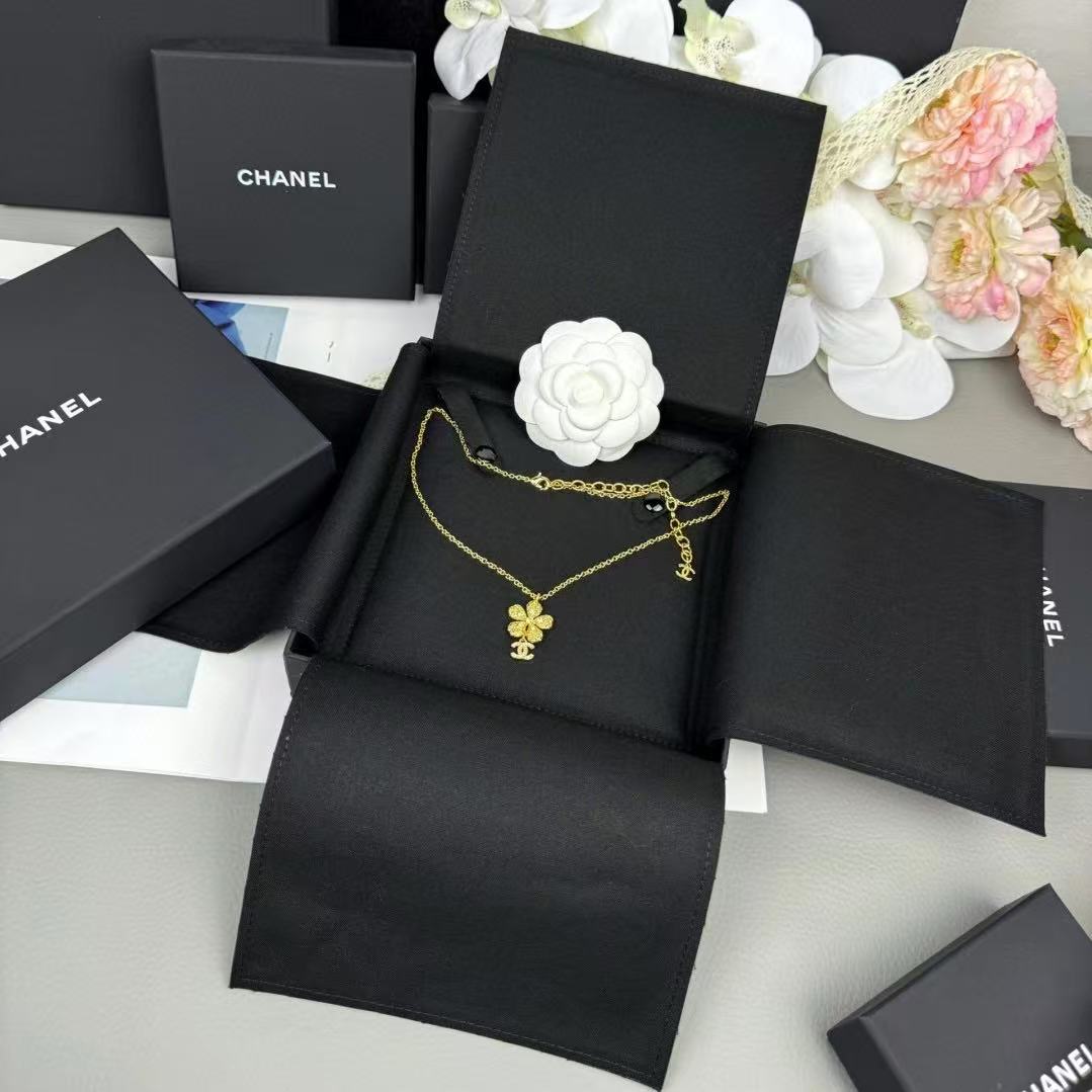 CHANE1 フラワー ダブルC ダイヤモンドネックレス【50％割引+送料無料】