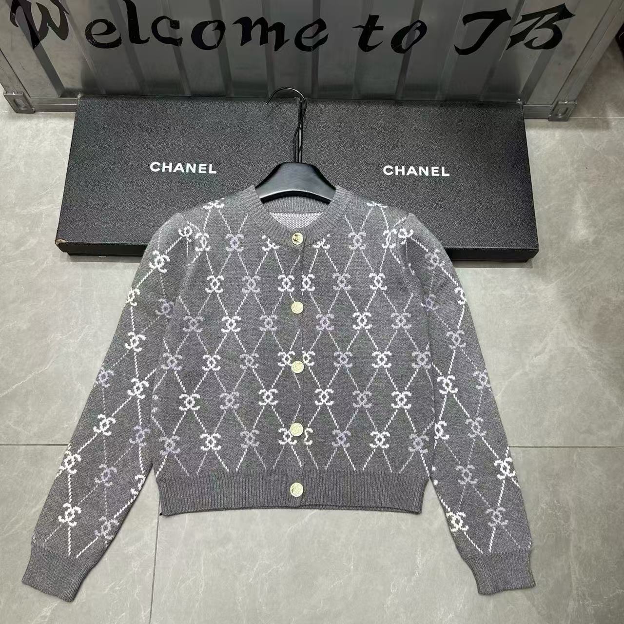 CHANE1 ダブルC ウールカーディガン【50％割引+送料無料】