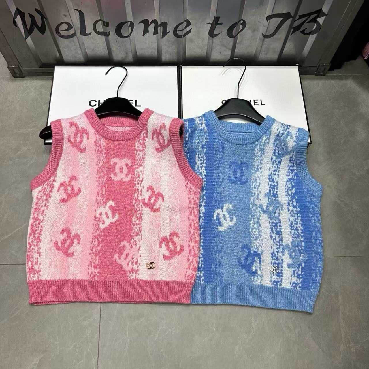 CHANE1 ダブルC グラデーションウールベスト【50％割引+送料無料】