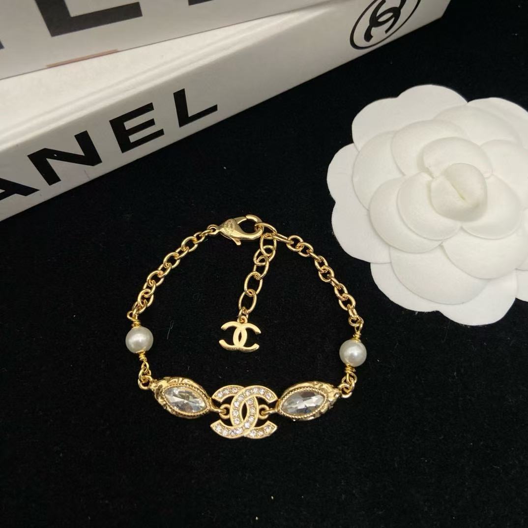 CHANE1 ダブルC ダイヤモンド イヤリング + ブレスレット + ネックレス 3点セット【50％割引+送料無料】