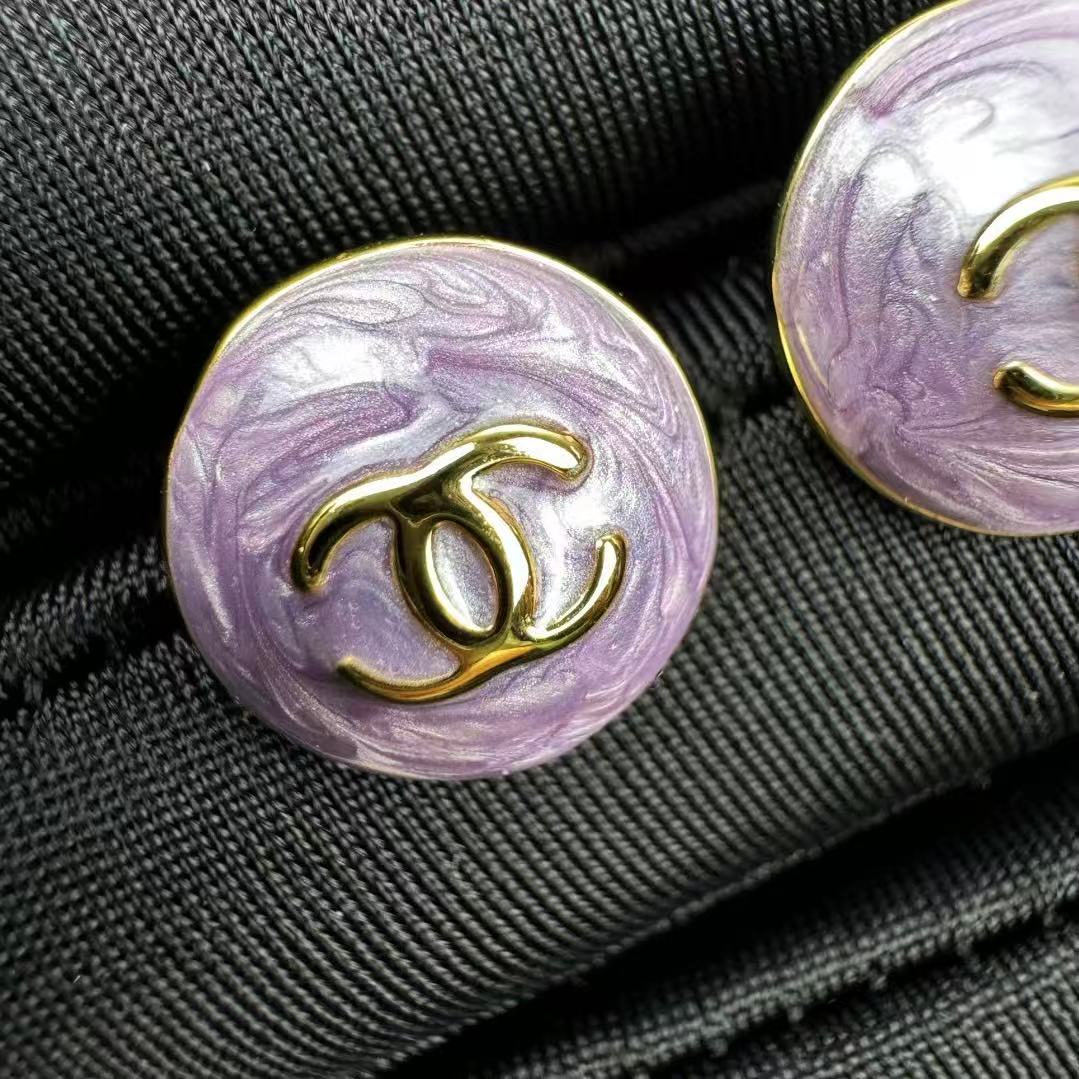 CHANE1 ダブルC パープル スタッドピアス【50％割引+送料無料】