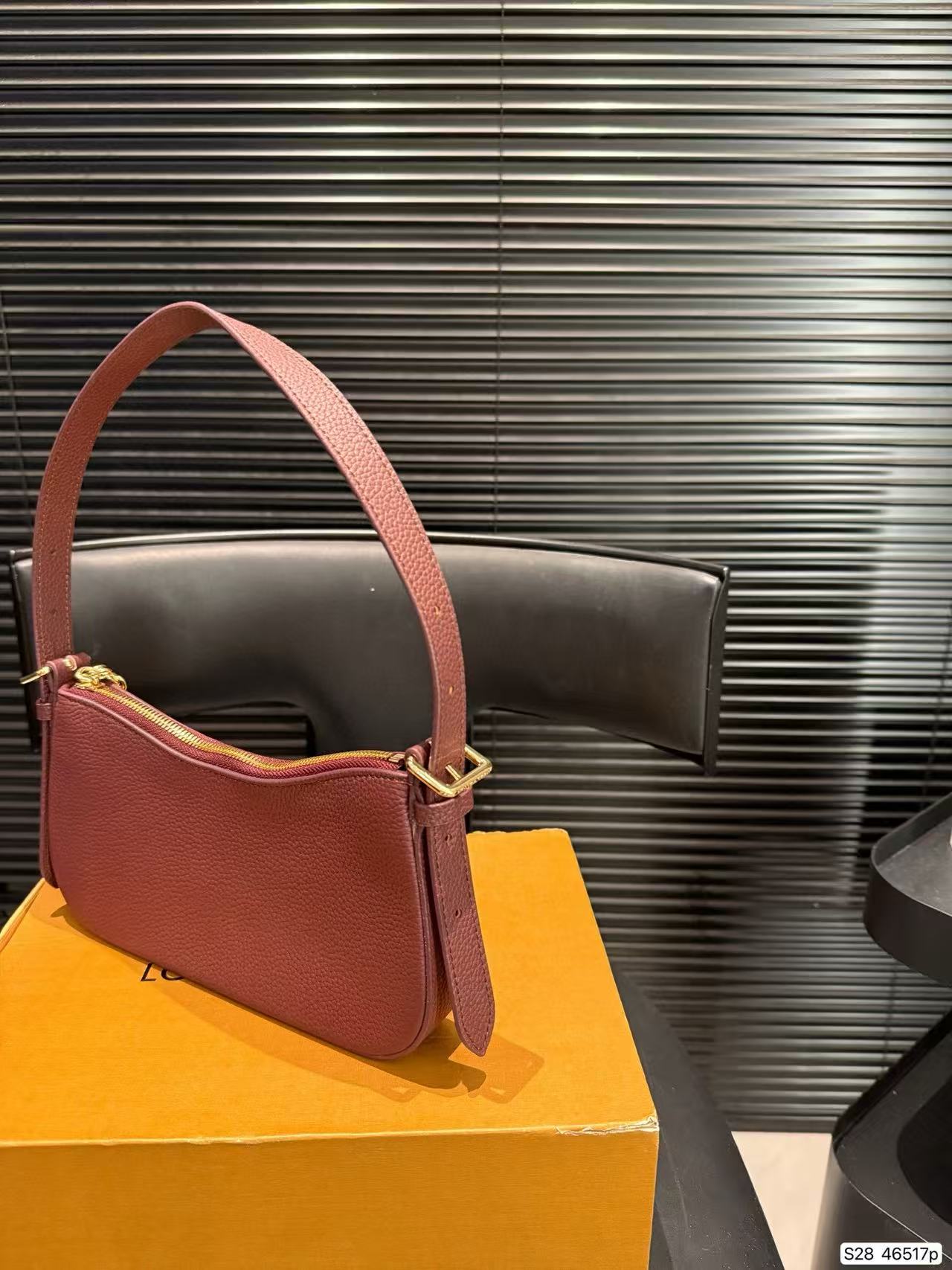 LVミニマリストアンダーアームバッグ【50％割引+送料無料】