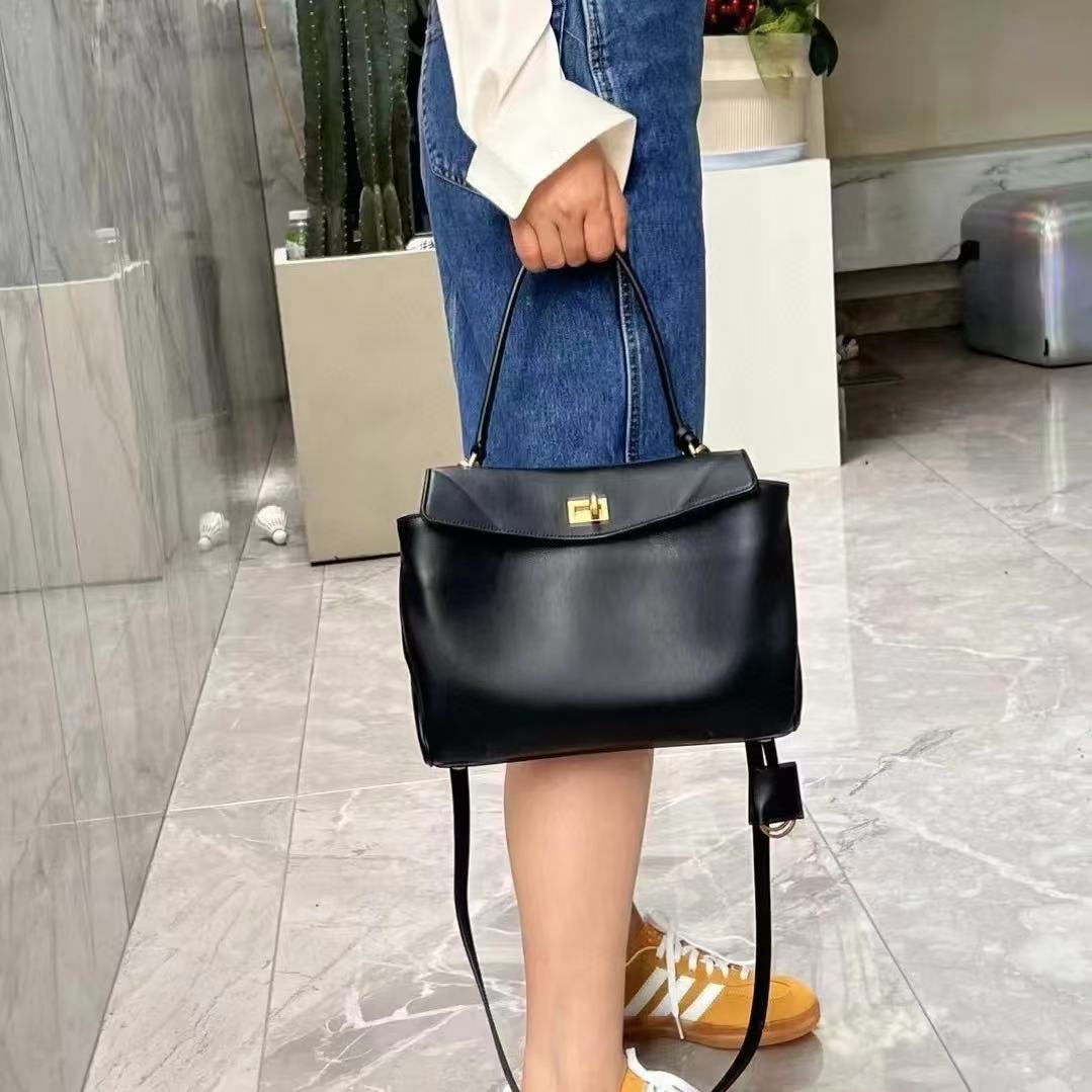 BALENC1AG ミニマリストハンドバッグ【50％割引+送料無料】