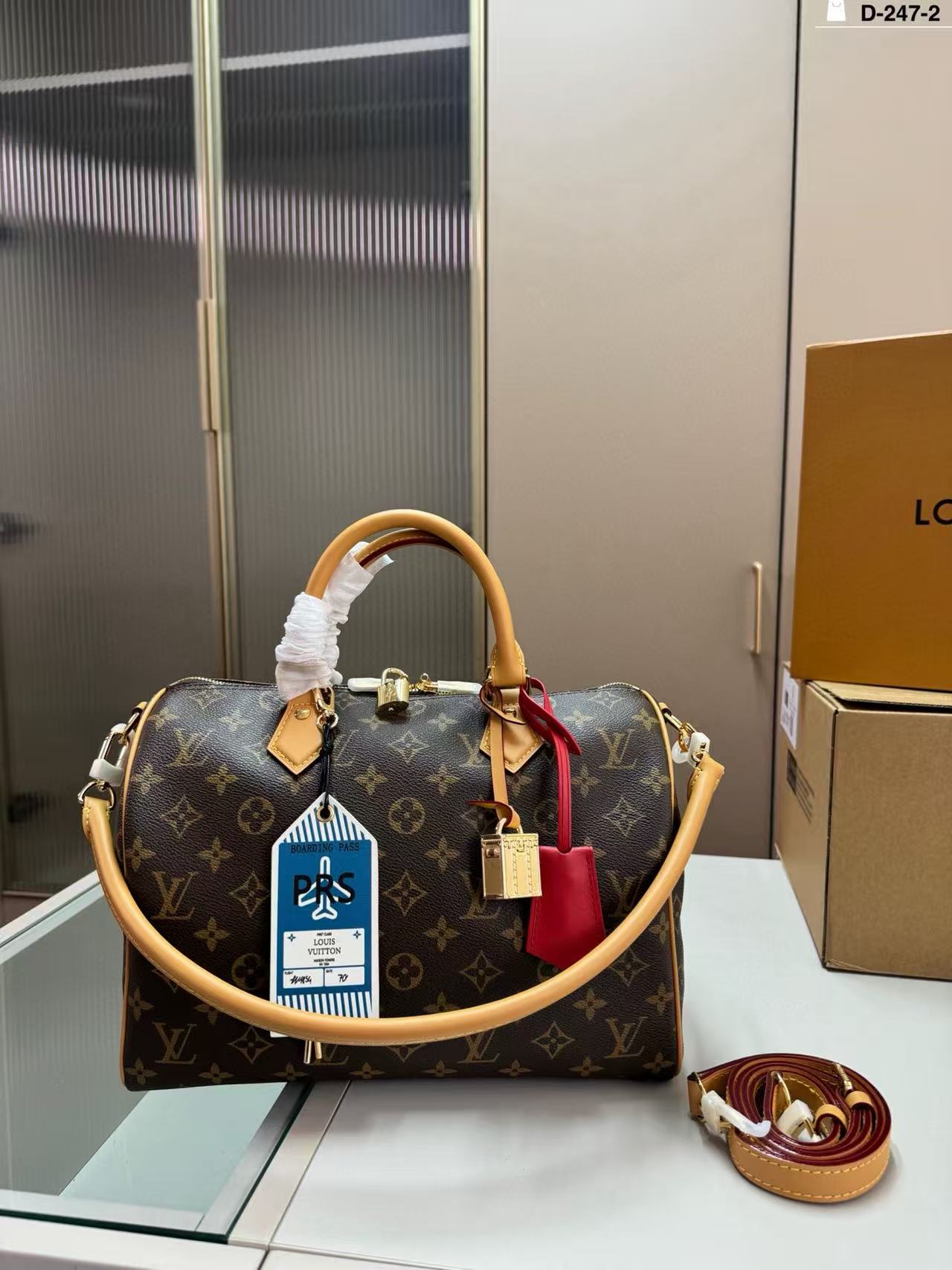 LVプリントハンドバッグ【50％割引+送料無料】