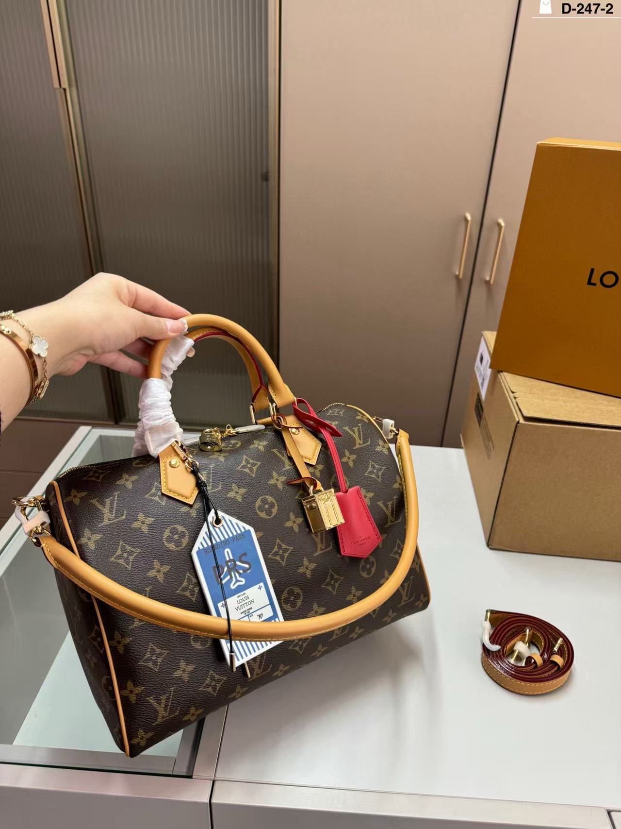 LVプリントハンドバッグ【50％割引+送料無料】