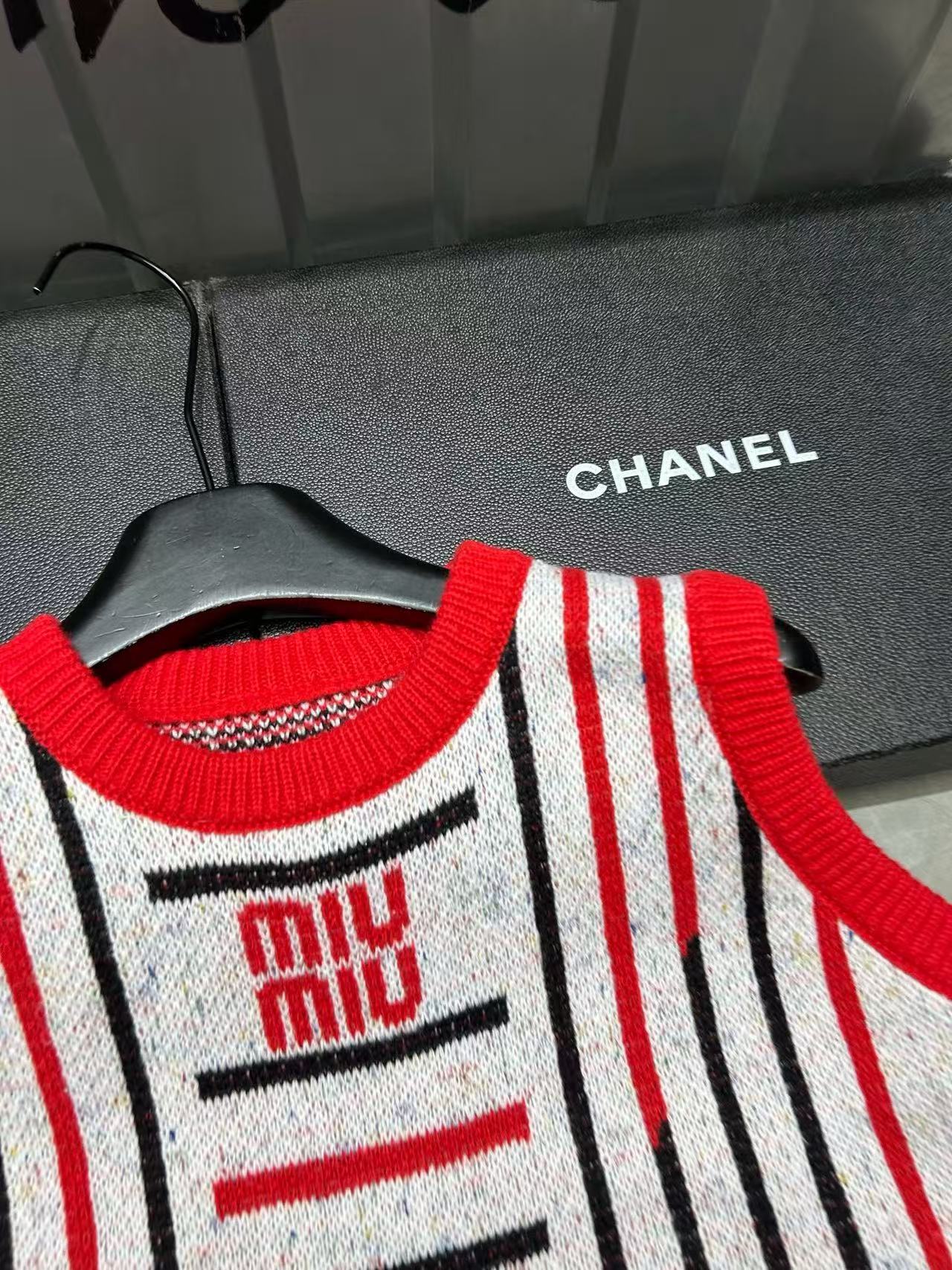 M1UM1U ストライプウールベスト【50％割引+送料無料】