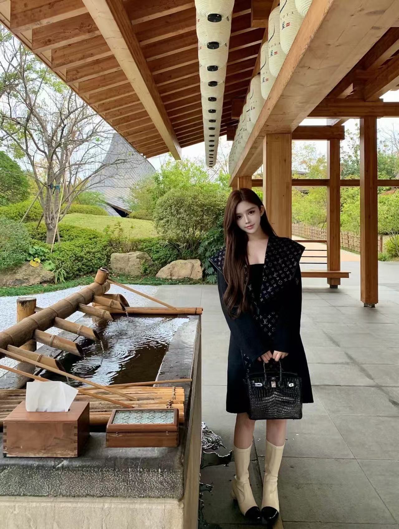 LVカシミアフード付きコート【50％割引+送料無料】