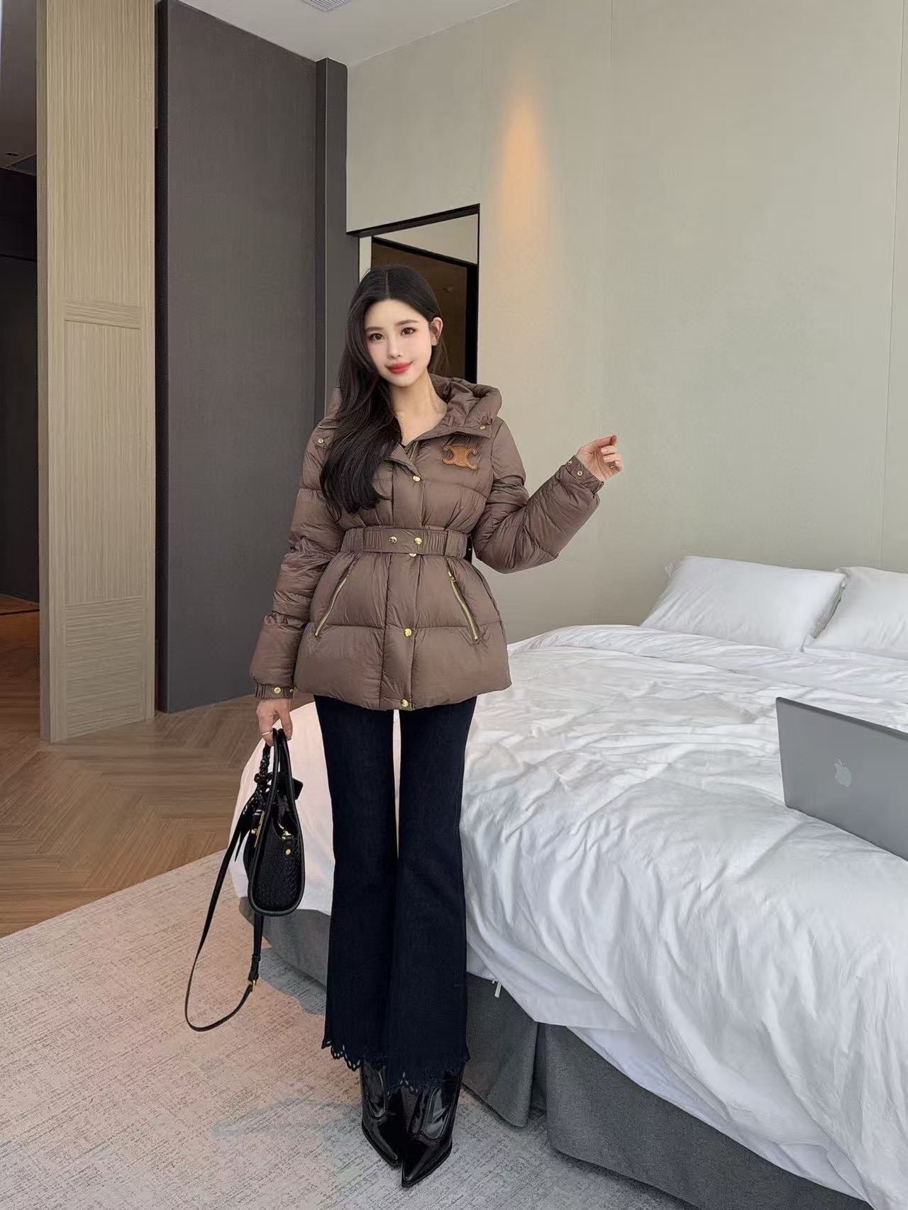 CEL1NE 凱旋門フード付きダウンジャケット【50％割引+送料無料】