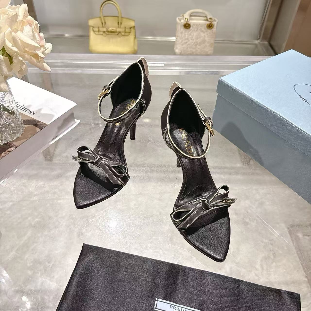 PR4DA 高品質 ボウタイ ポインテッドトゥ ハイヒールサンダル【50％割引+送料無料】