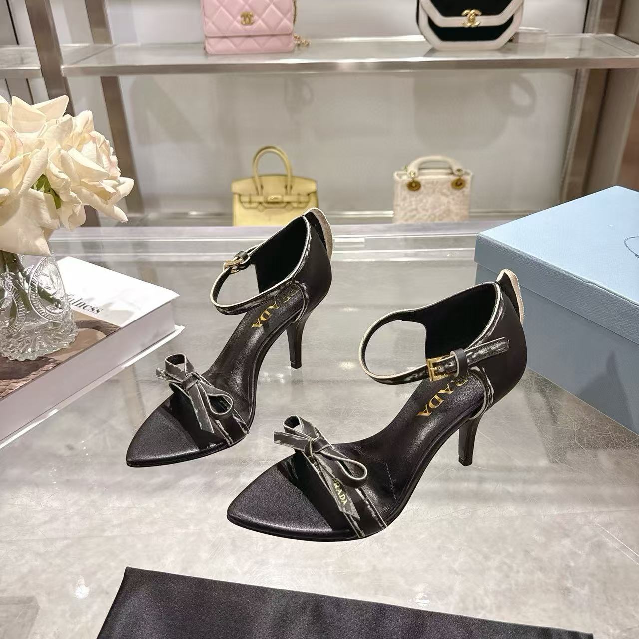 PR4DA 高品質 ボウタイ ポインテッドトゥ ハイヒールサンダル【50％割引+送料無料】