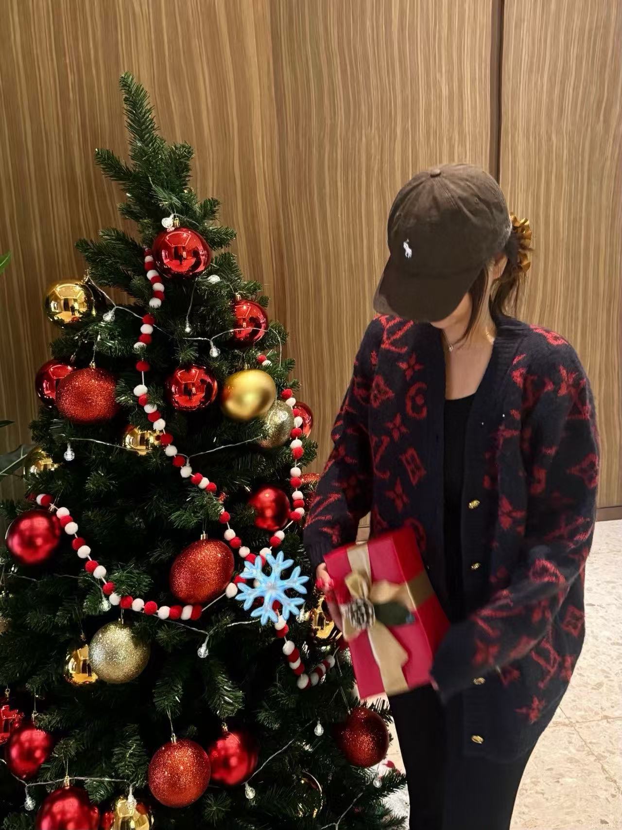 LVプリント Vネック ウールカーディガン【50％割引+送料無料】