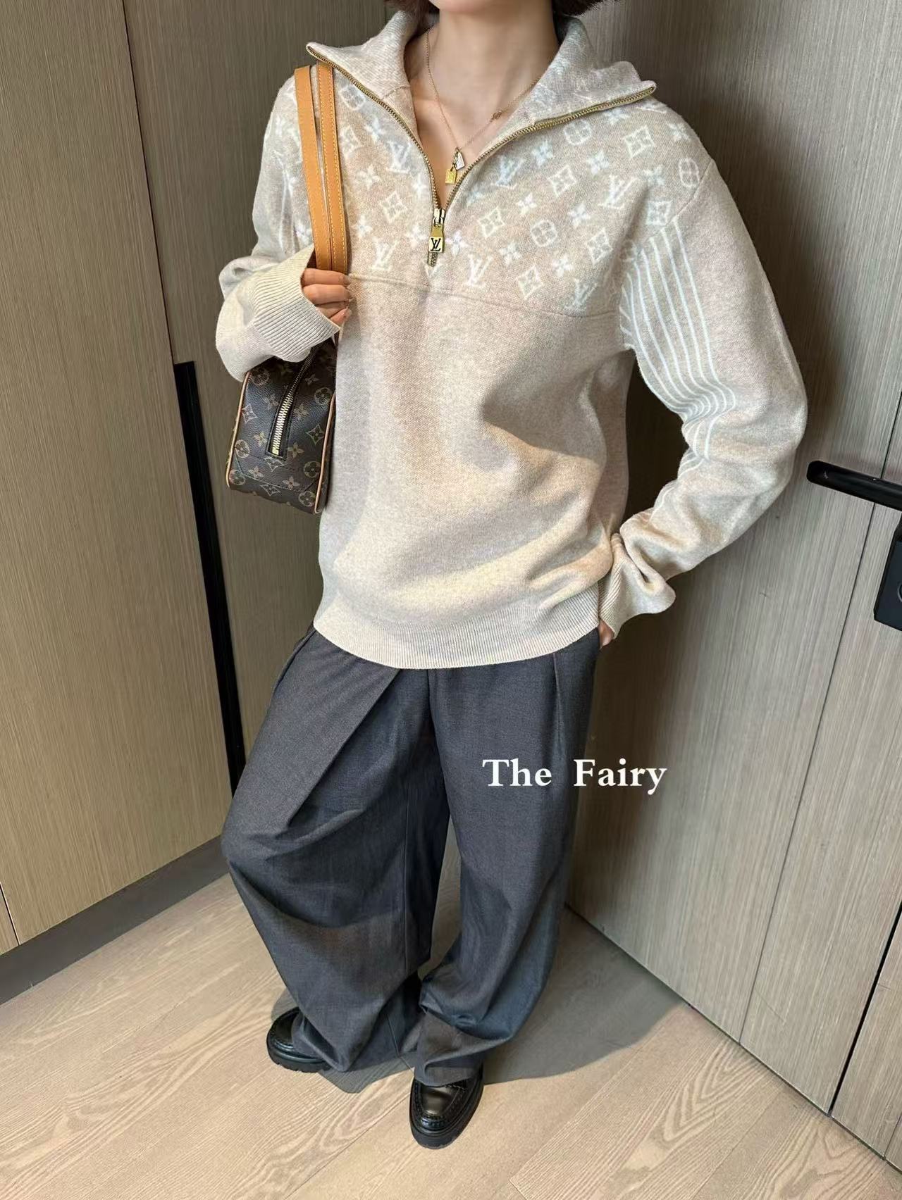 LVプリント ハーフジップ セーター【50％割引+送料無料】