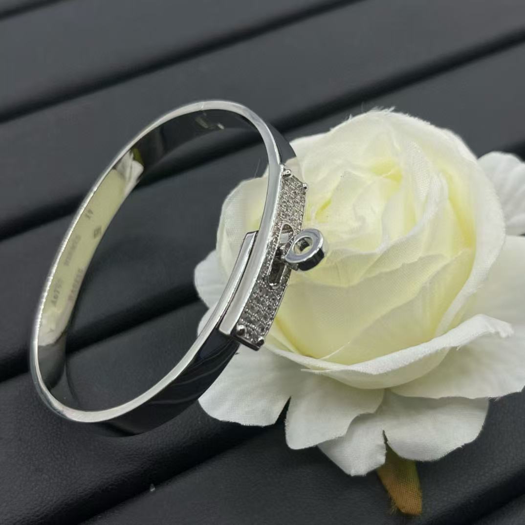 HERME5 ハーフダイヤモンド Hブレスレット【50％割引+送料無料】