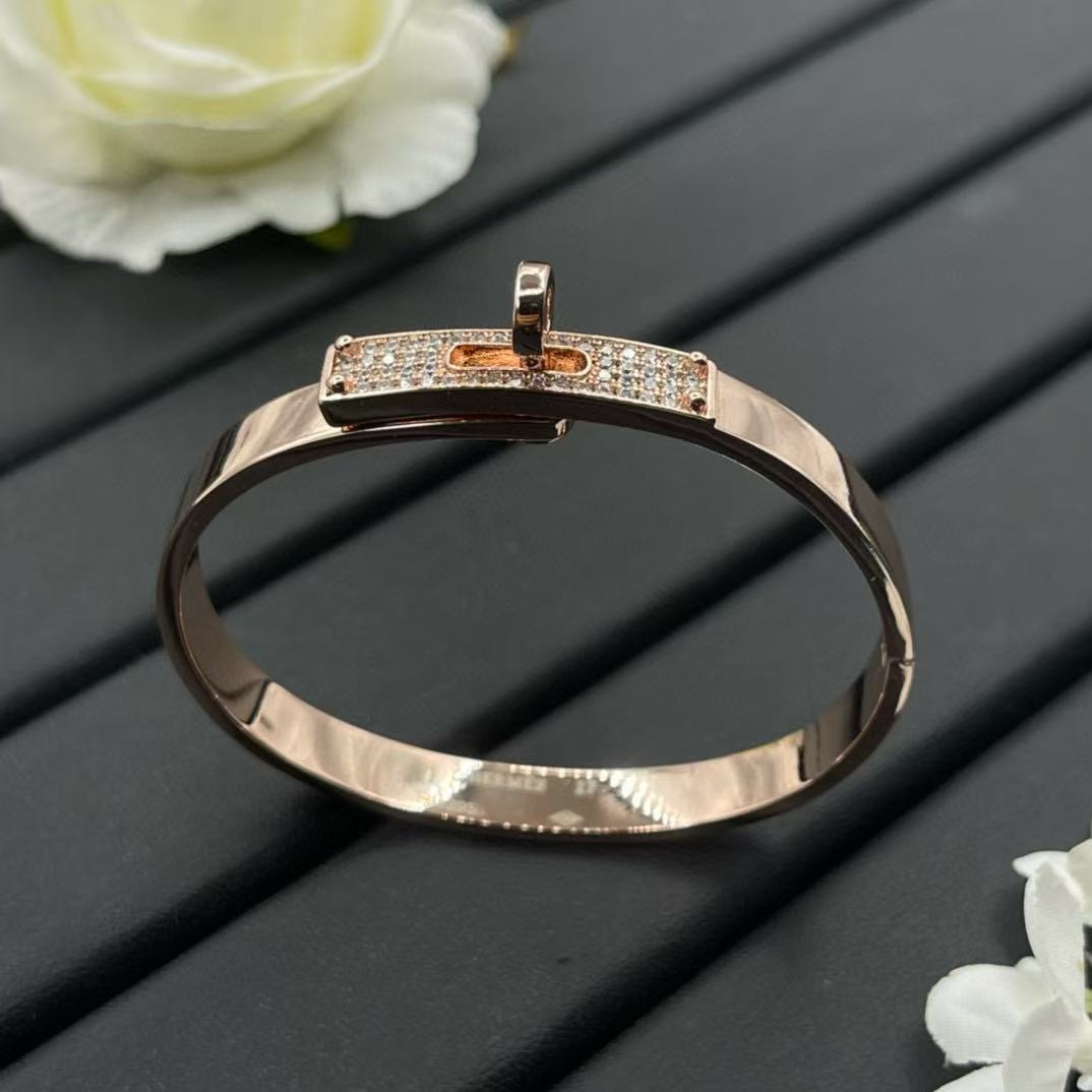 HERME5 ハーフダイヤモンド Hブレスレット【50％割引+送料無料】