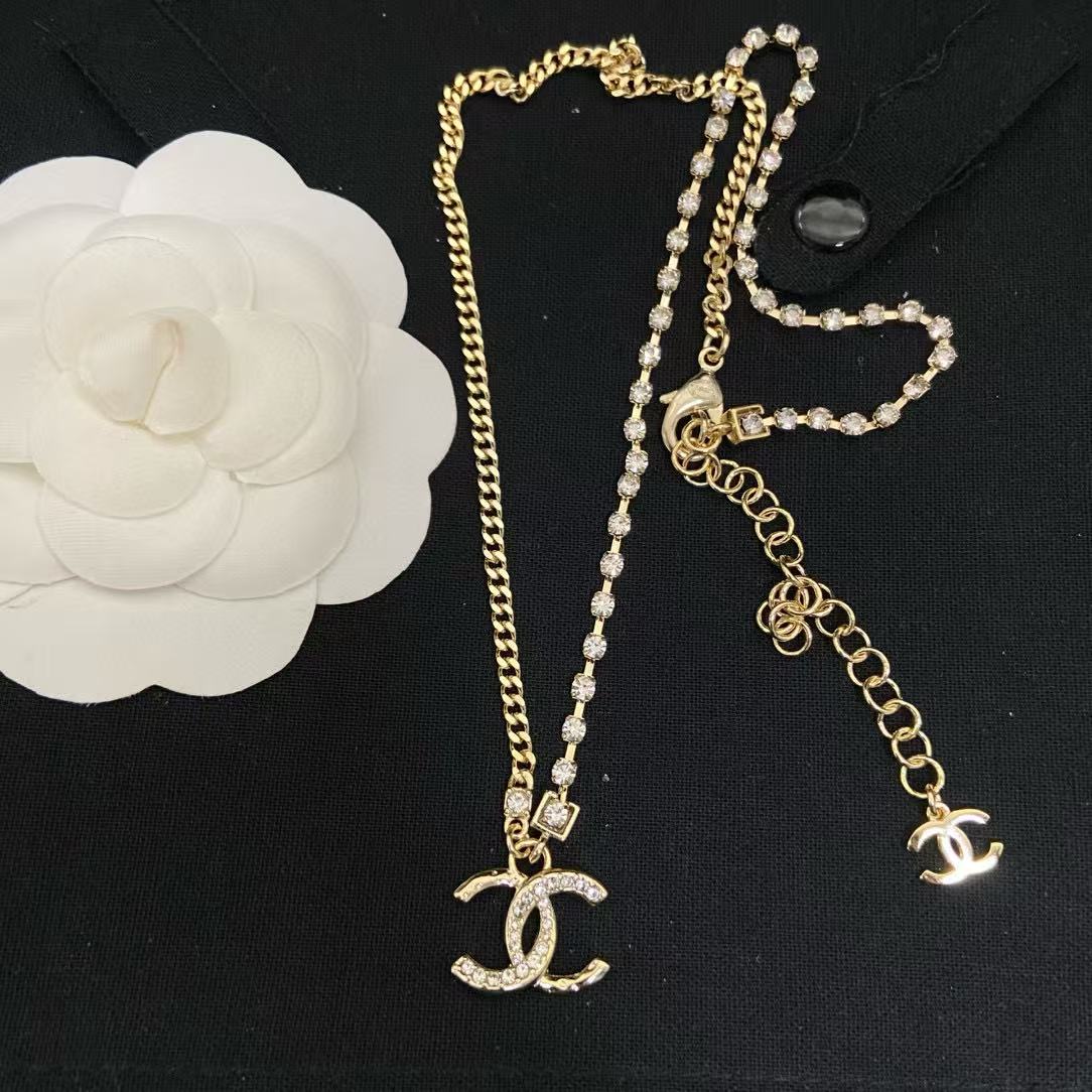 CHANE1 チェーンパッチワーク ラインストーン ダブルC ネックレス【50％割引+送料無料】