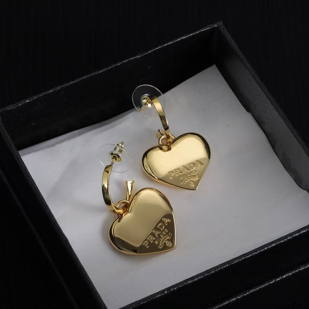 PR4DA ハート型レターイヤリング【50％割引+送料無料】