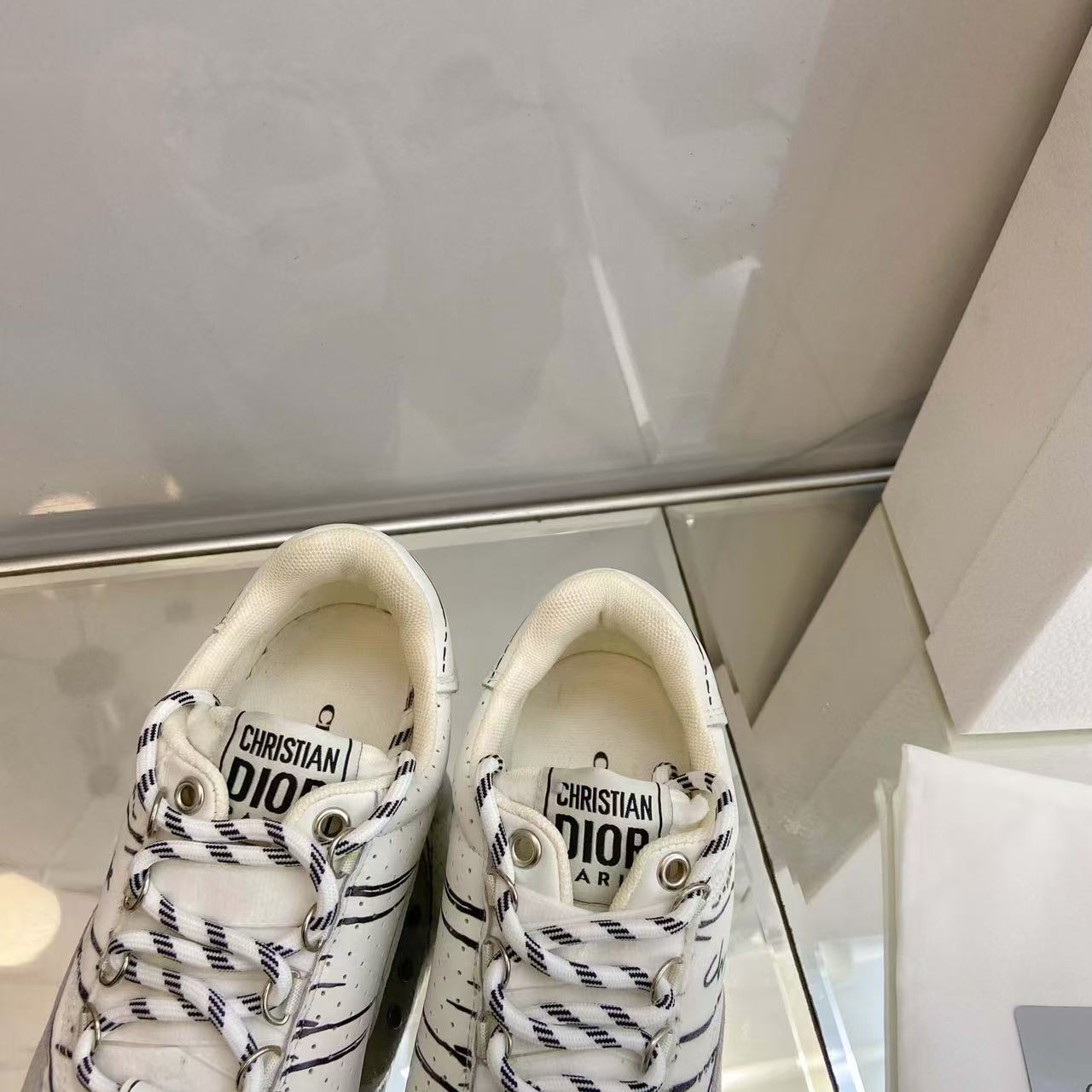 DIORのカラーブロックレースアップカジュアルシューズ【50％割引+送料無料】