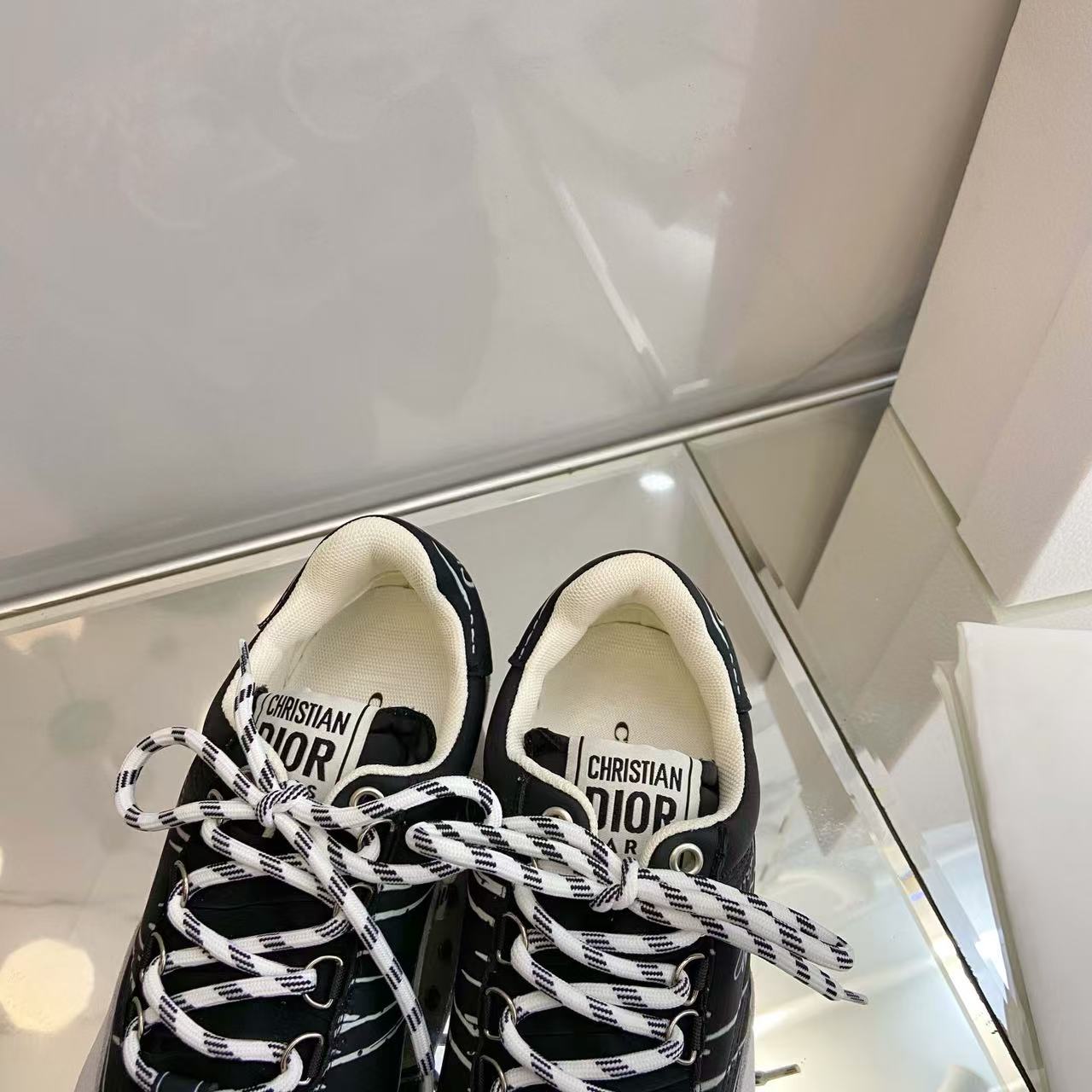 DIORのカラーブロックレースアップカジュアルシューズ【50％割引+送料無料】