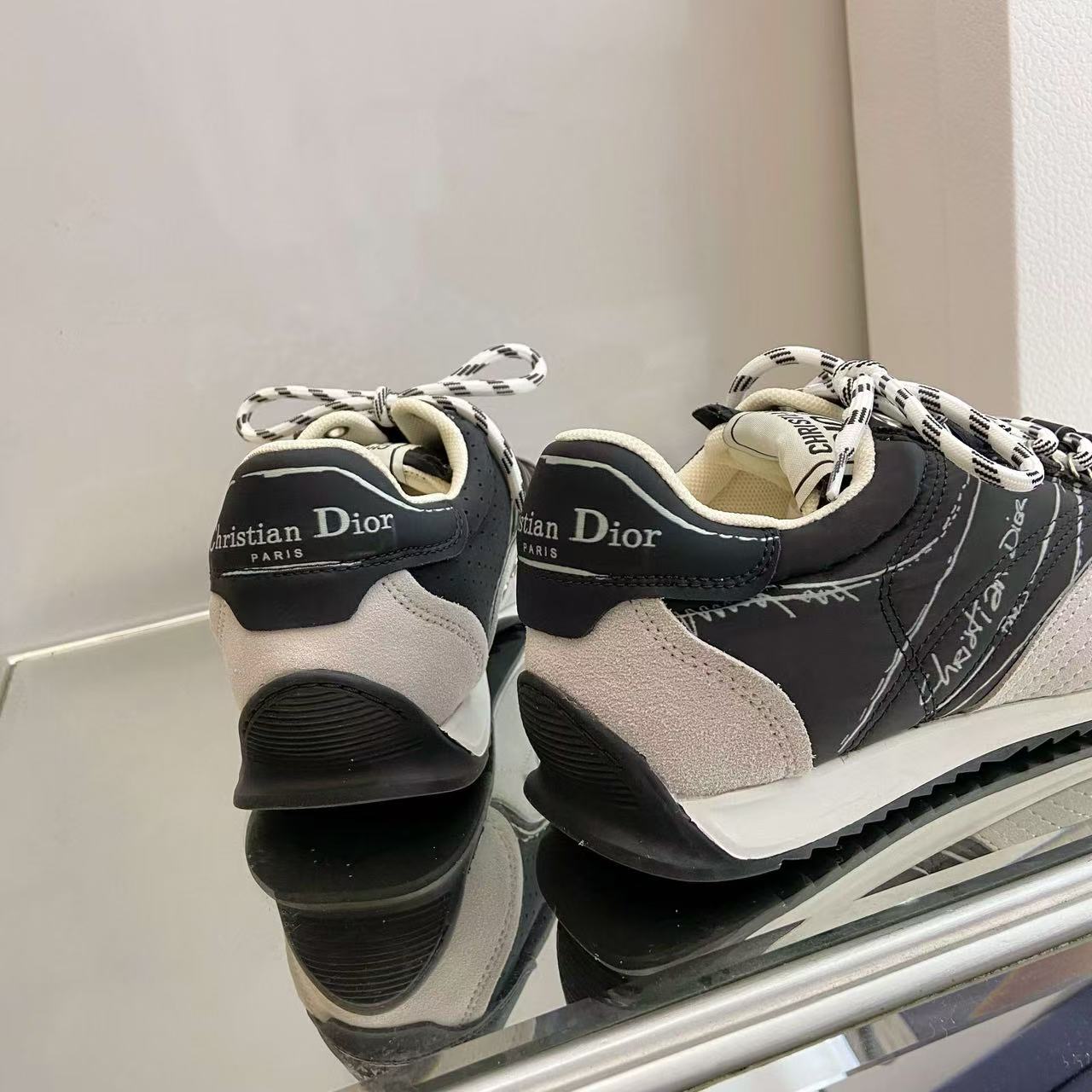 DIORのカラーブロックレースアップカジュアルシューズ【50％割引+送料無料】