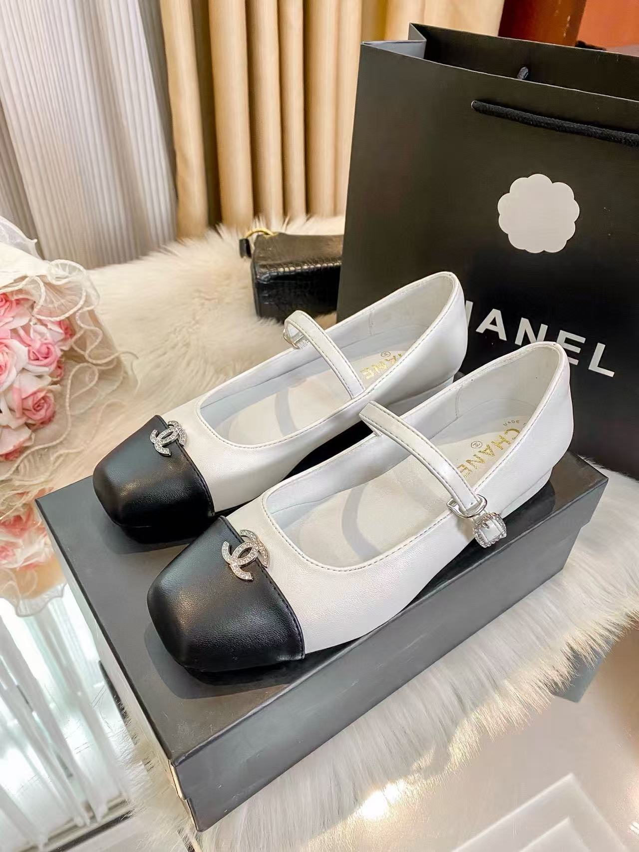 CHANE1 ダブルC カラーブロック フラットシューズ【50％割引+送料無料】