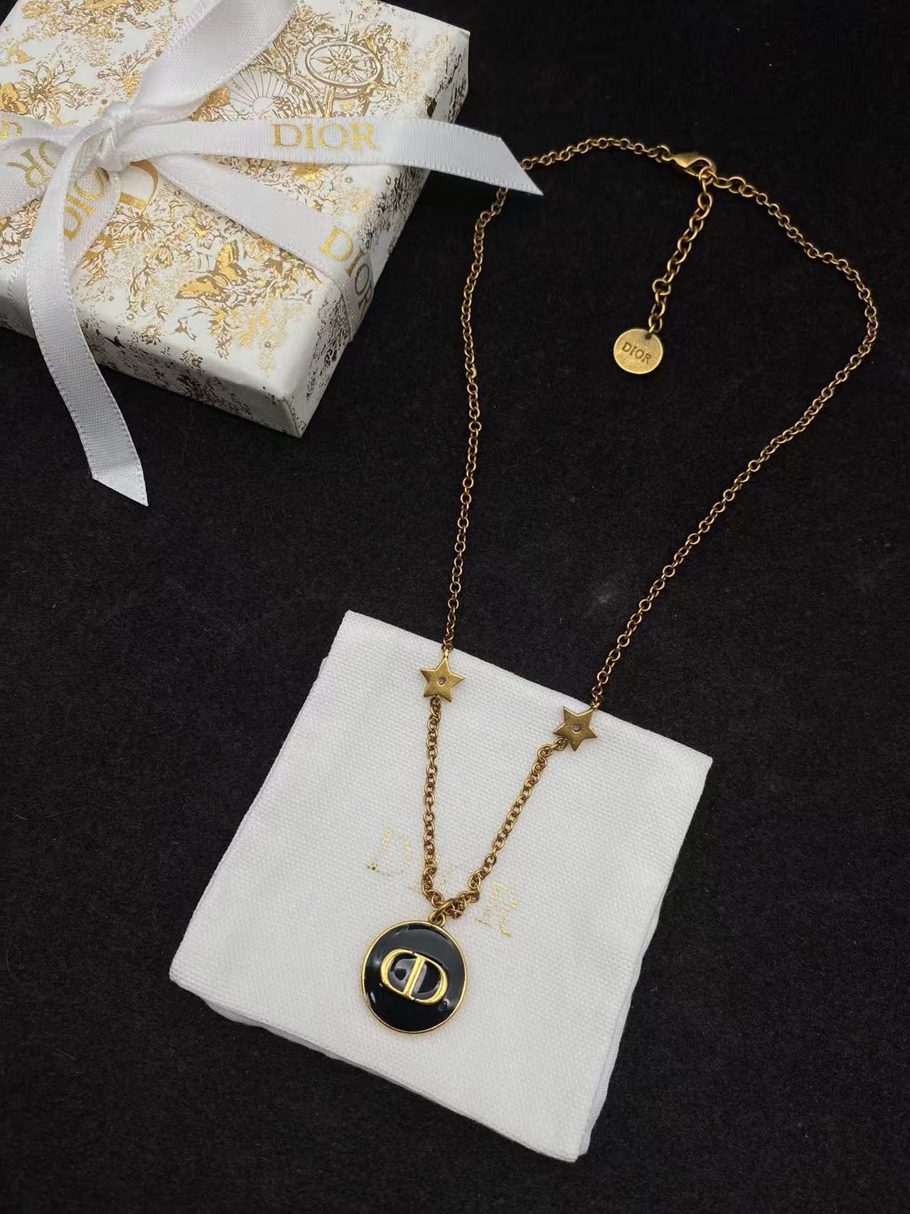 DI0RCD イヤリング + ネックレス 2点セット【50％割引+送料無料】