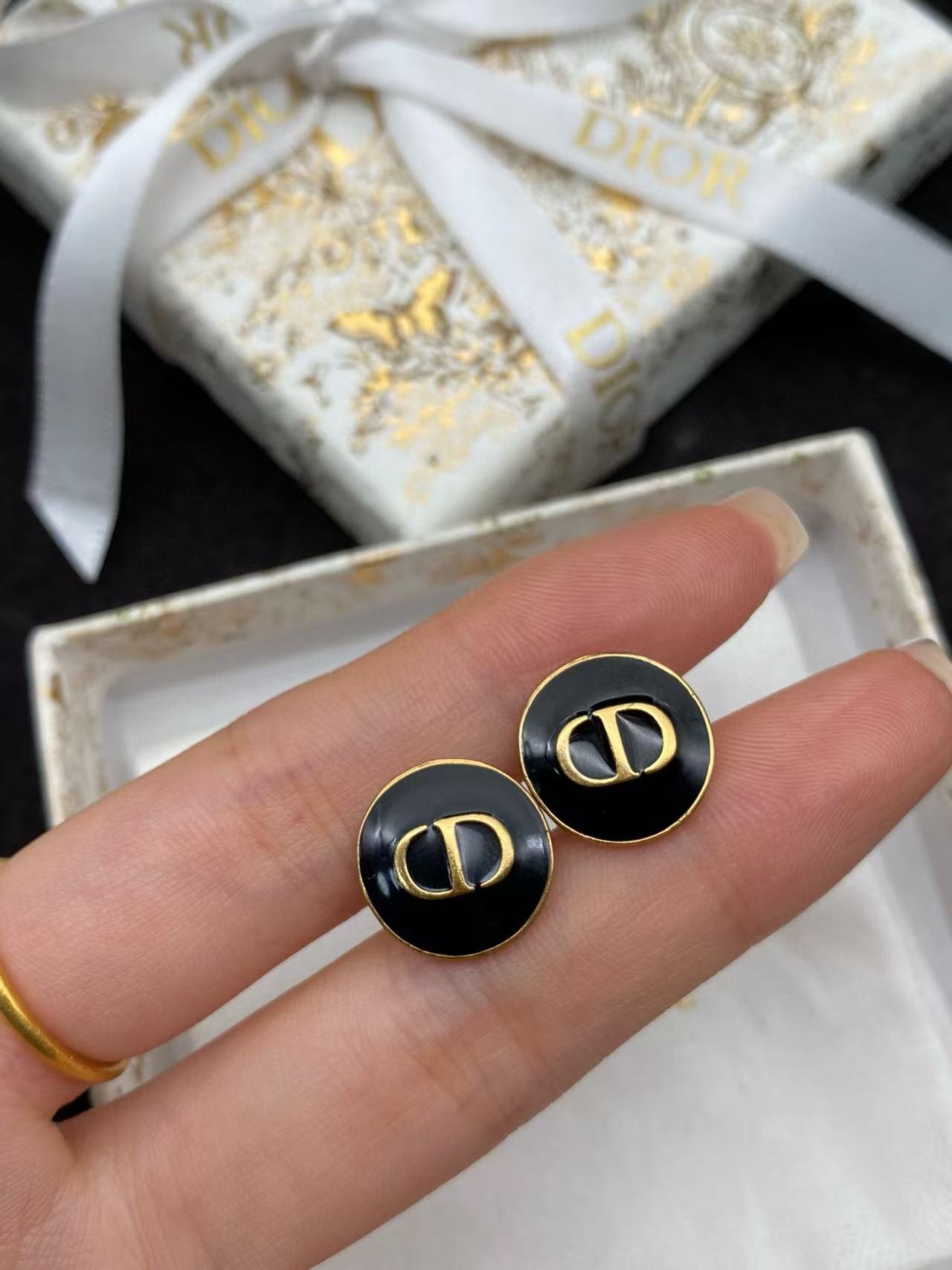 DI0RCD イヤリング + ネックレス 2点セット【50％割引+送料無料】