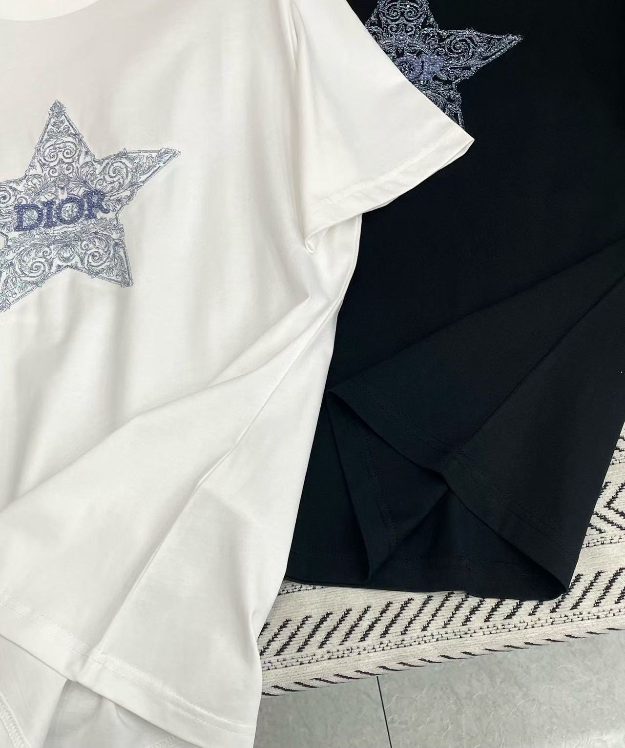 DIOR 刺繍入り五芒星 レターTシャツ【50％割引+送料無料】
