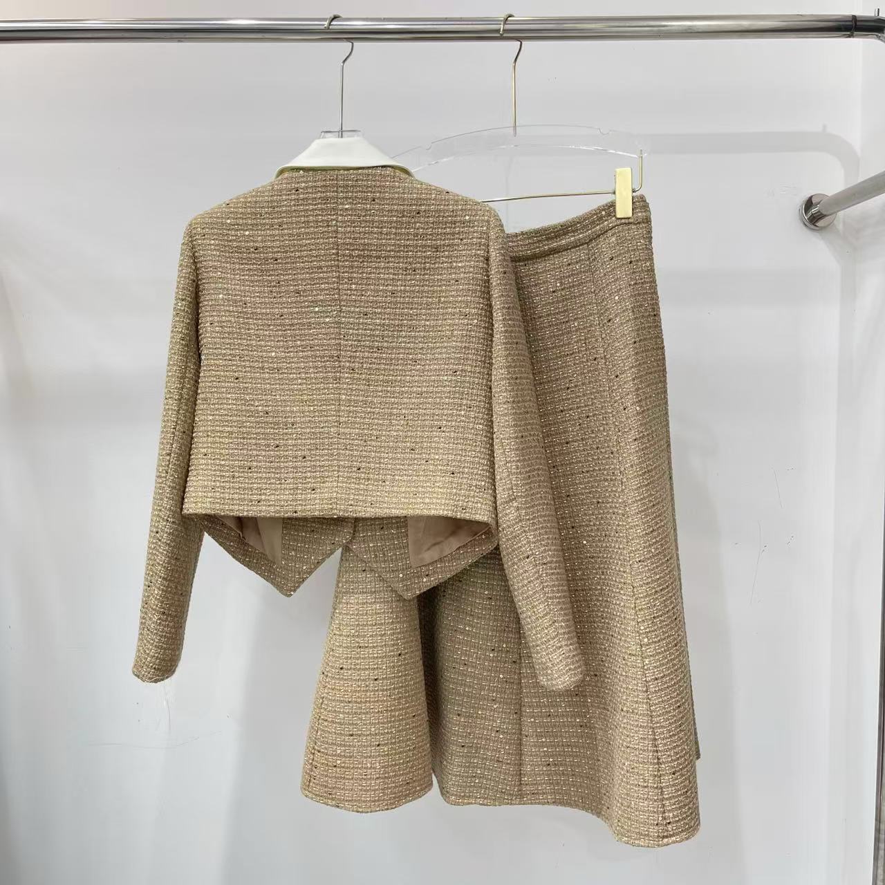 CHANE1 高品質メタルボタンジャケット+スカート ツーピースセット【50％割引+送料無料】