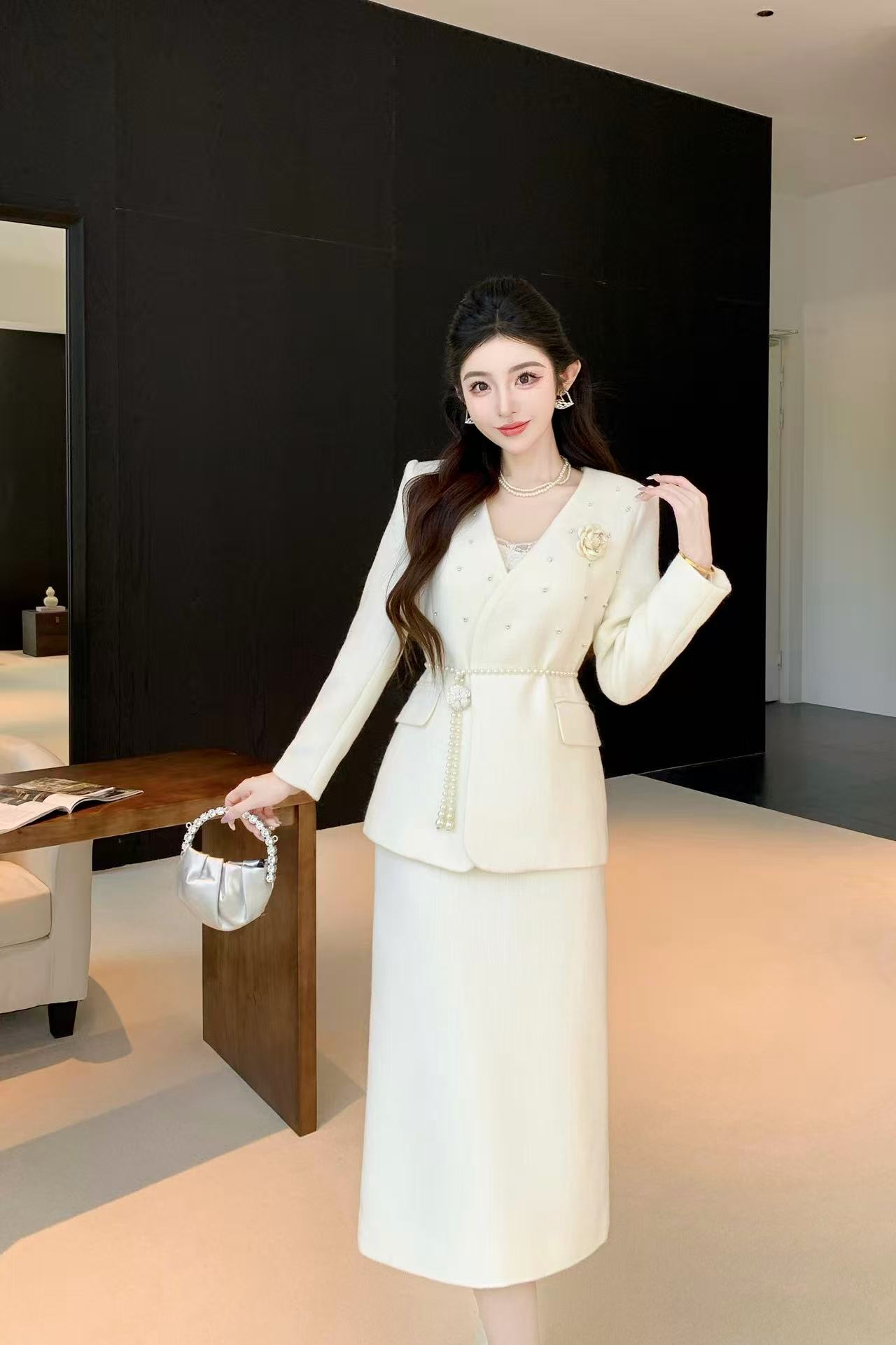 CHANE1 高品質ビーズブレザー+スカート ツーピースセット【50％割引+送料無料】