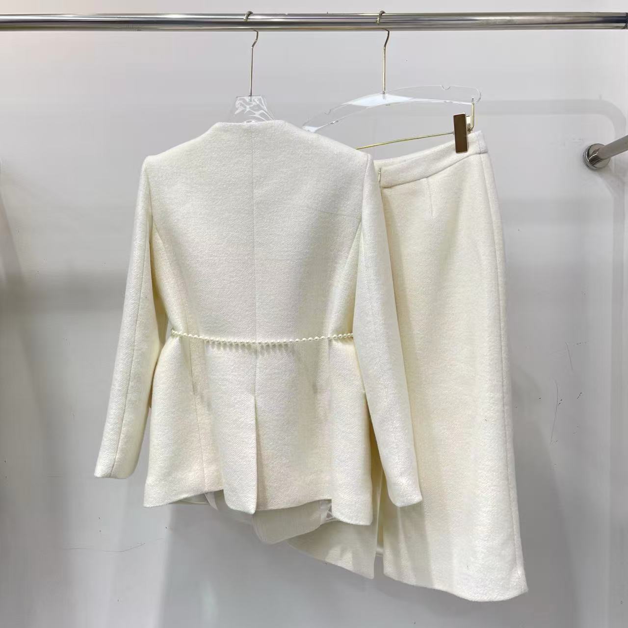 CHANE1 高品質ビーズブレザー+スカート ツーピースセット【50％割引+送料無料】