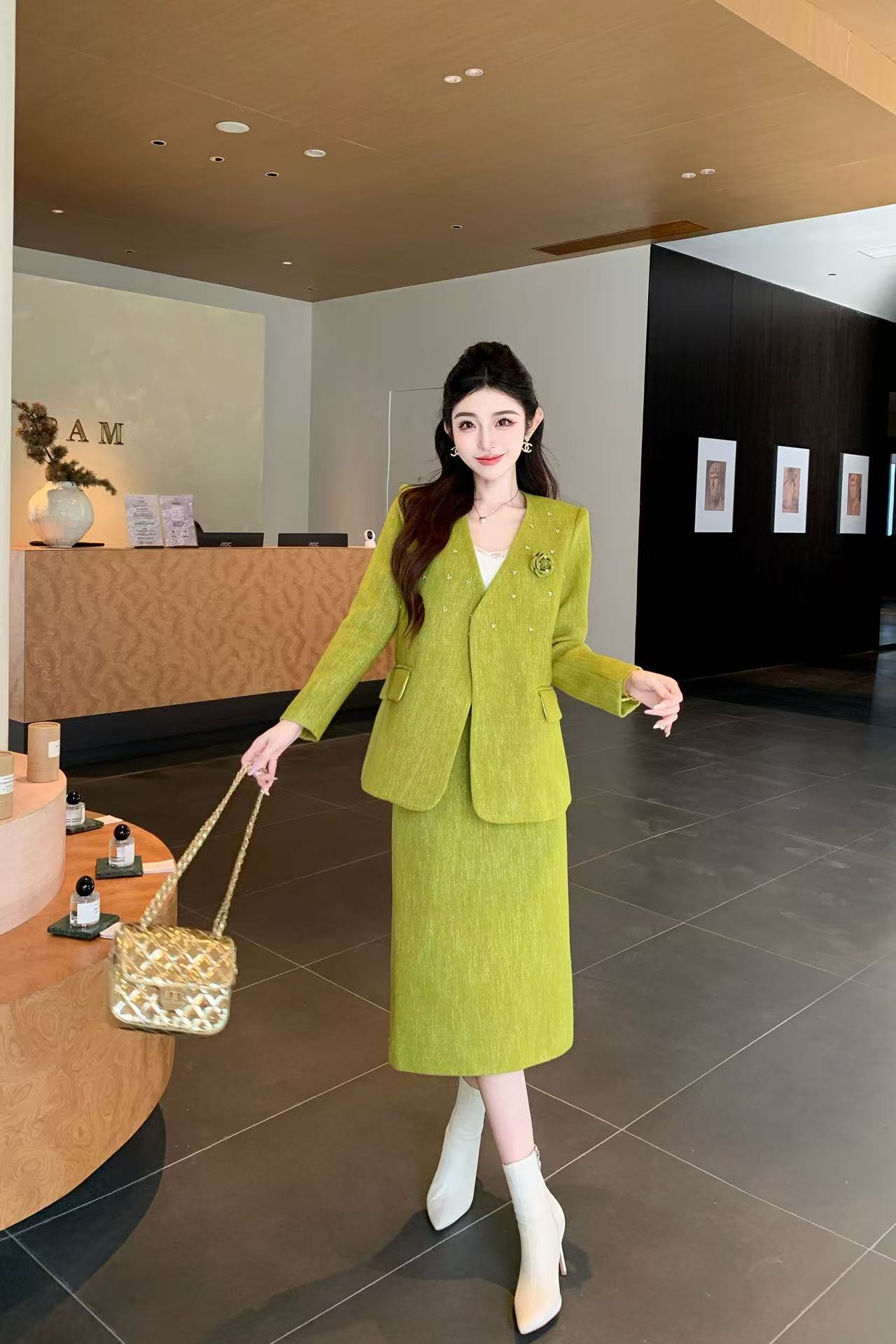 CHANE1 高品質ビーズブレザー+スカート ツーピースセット【50％割引+送料無料】