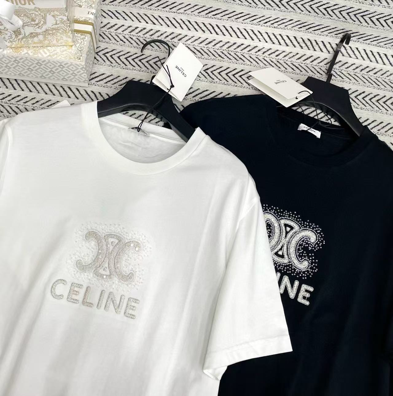 CEL1NE 凱旋門文字刺繍ビーズTシャツ【50％割引+送料無料】