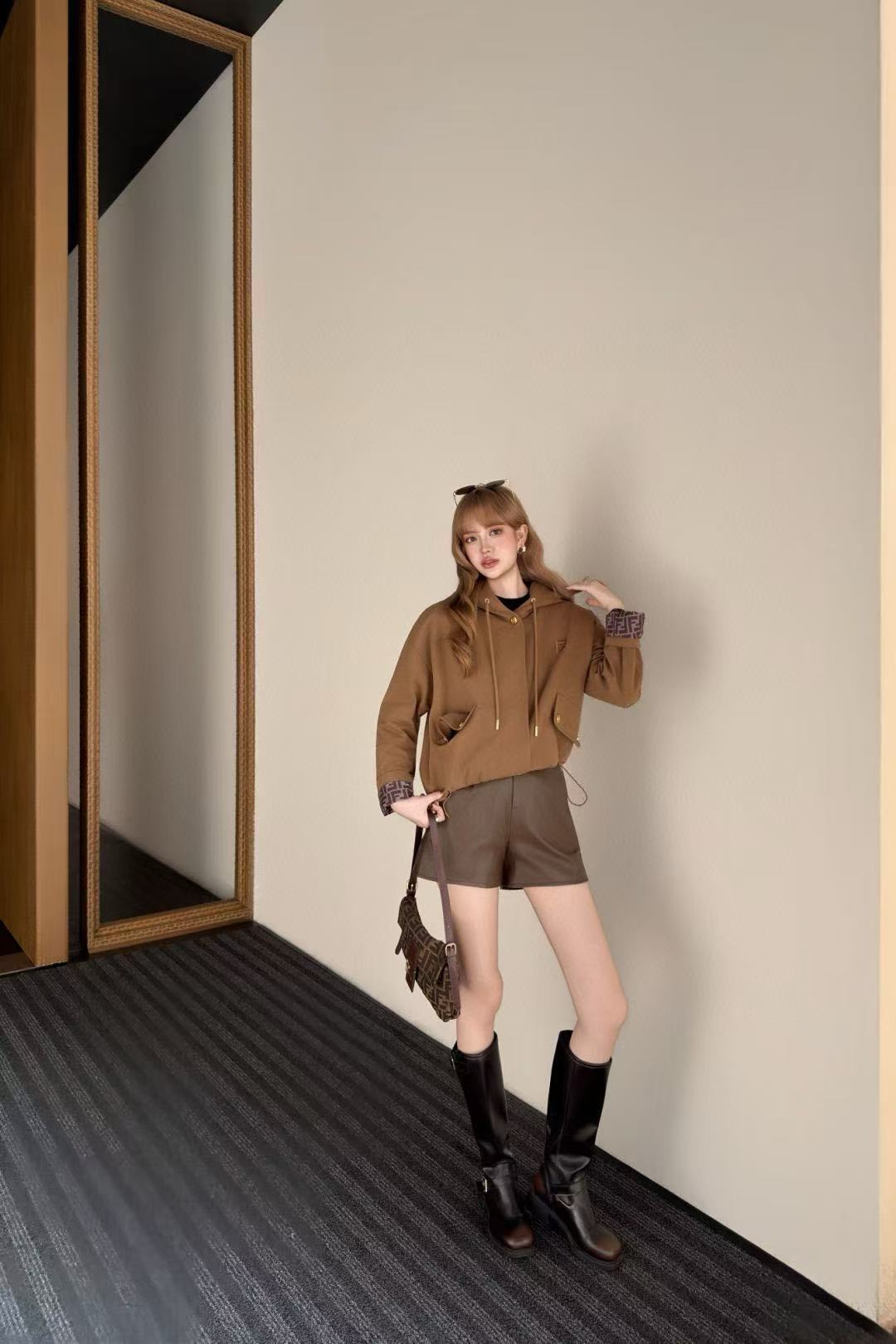 FEND1 シンプル刺繍 FF フードジャケット【50％割引+送料無料】