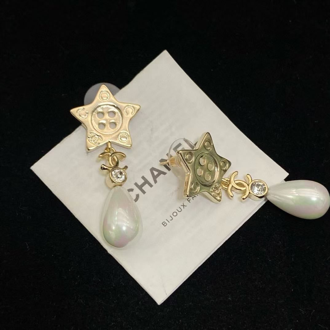 CHANE1五芒星ボタン ティアドロップ パール スタッドピアス【50％割引+送料無料】