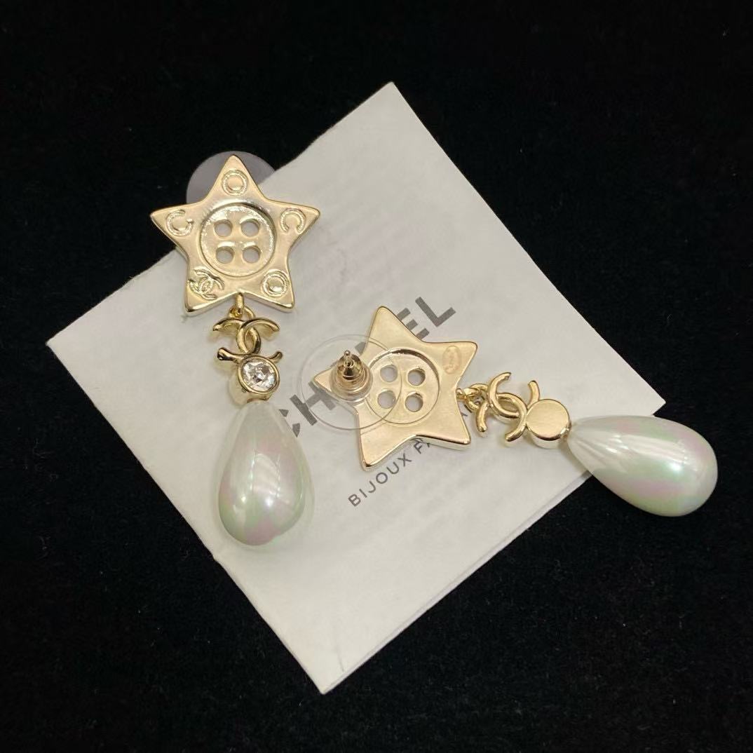 CHANE1五芒星ボタン ティアドロップ パール スタッドピアス【50％割引+送料無料】