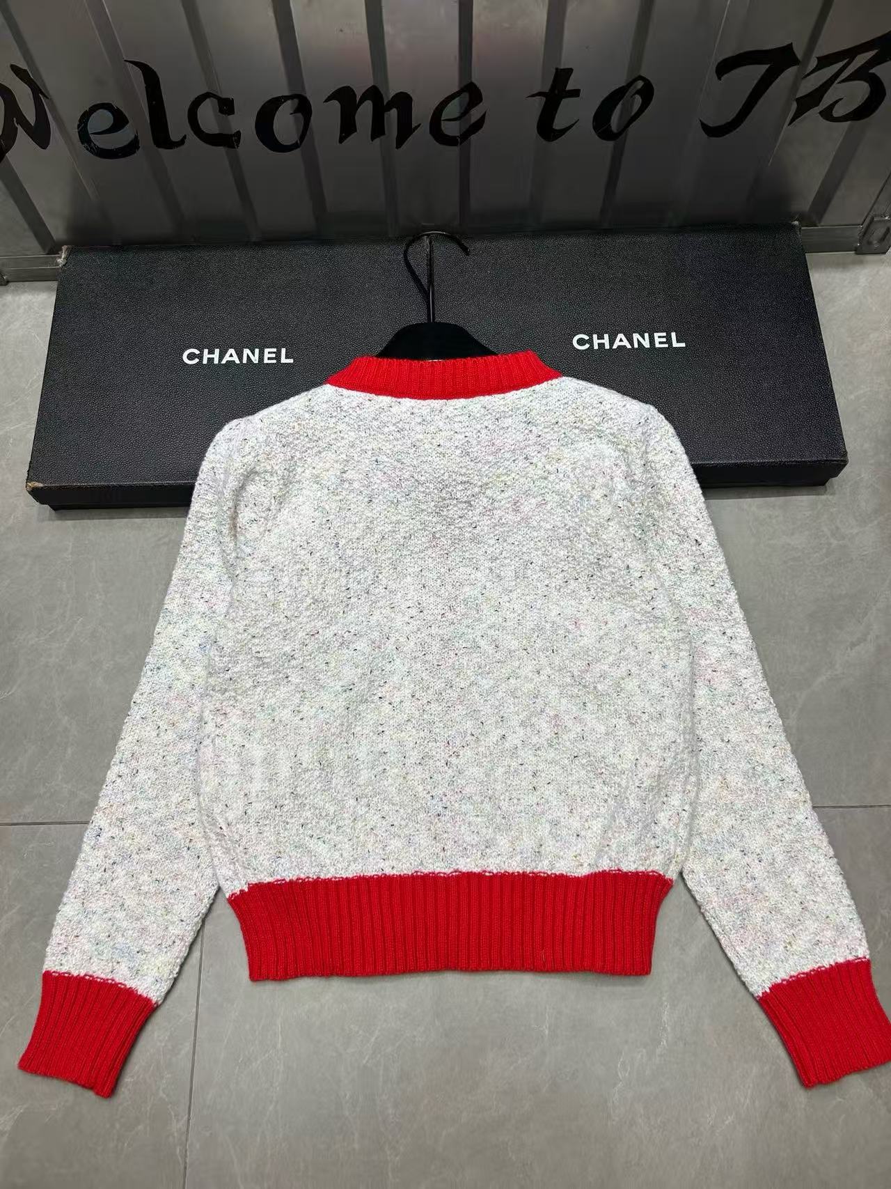 M1UM1U カラーブロックレターウールカーディガン【50％割引+送料無料】