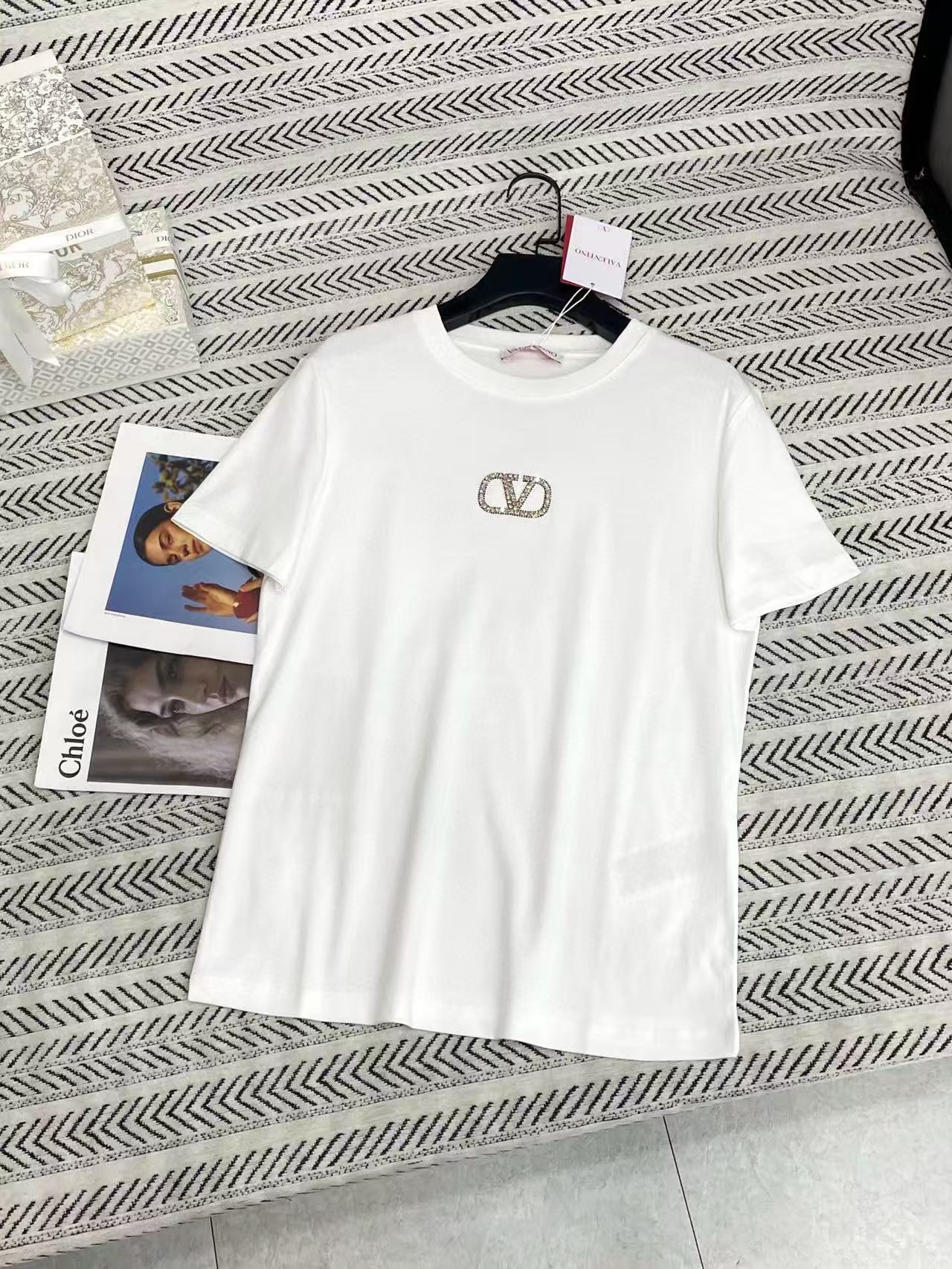 VALENT1NO シンプルV字ラインストーンTシャツ【50％割引+送料無料】