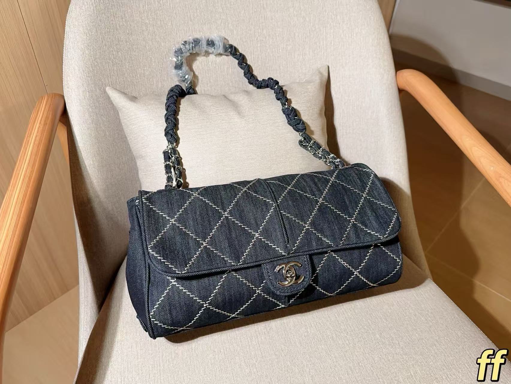 CHANE1CF デニムチェックショルダーバッグ【50％割引+送料無料】