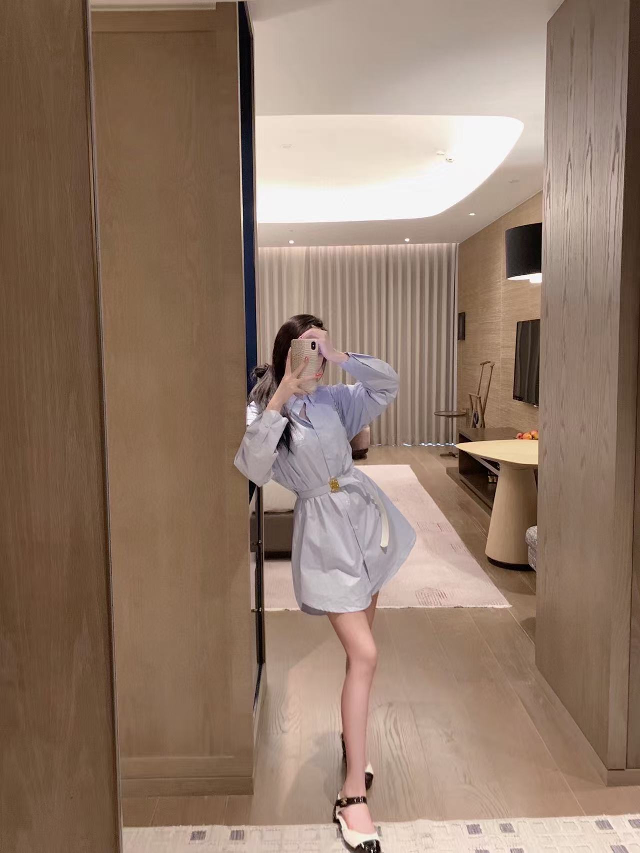 M1UM1U ベルト付き襟付きシャツドレス【50％割引+送料無料】