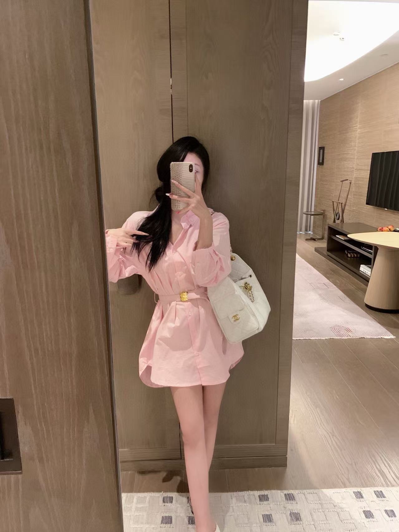 M1UM1U ベルト付き襟付きシャツドレス【50％割引+送料無料】