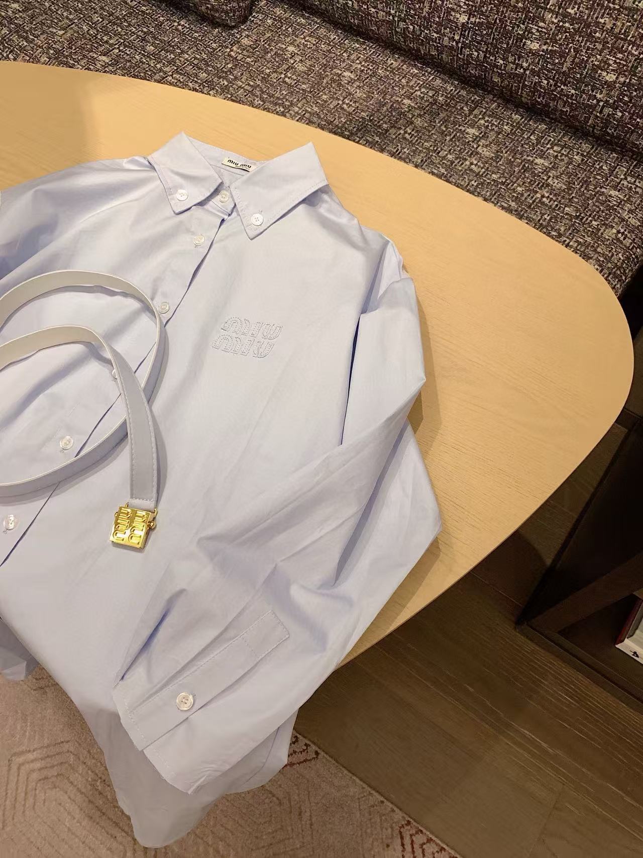 M1UM1U ベルト付き襟付きシャツドレス【50％割引+送料無料】