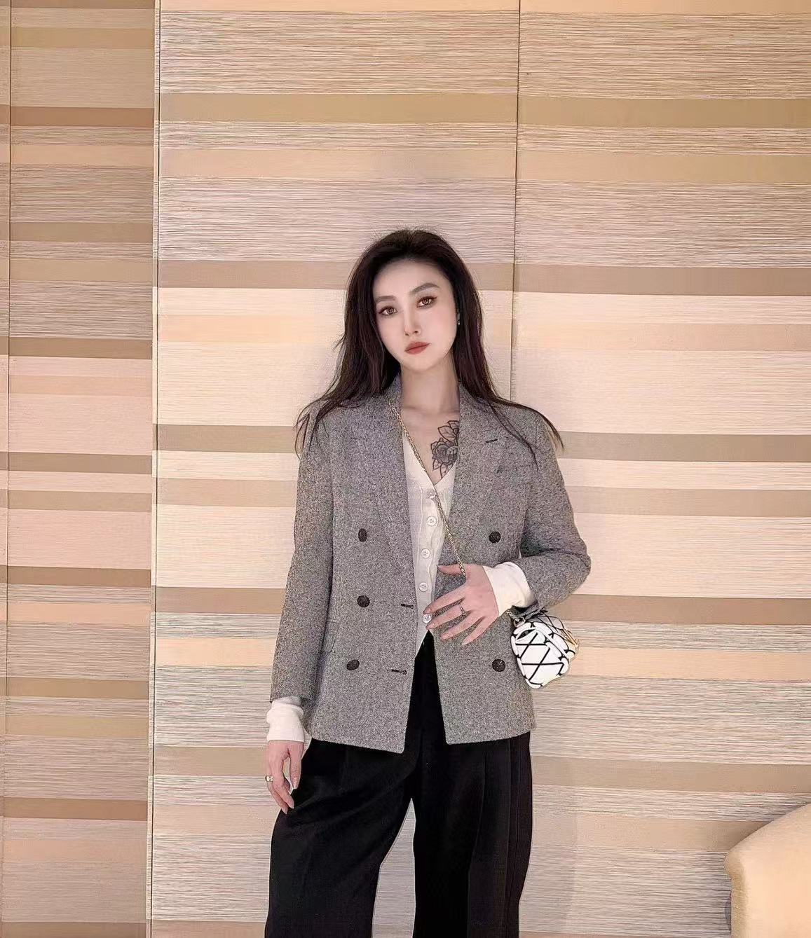 LVダブルブレストスーツジャケット【50％割引+送料無料】