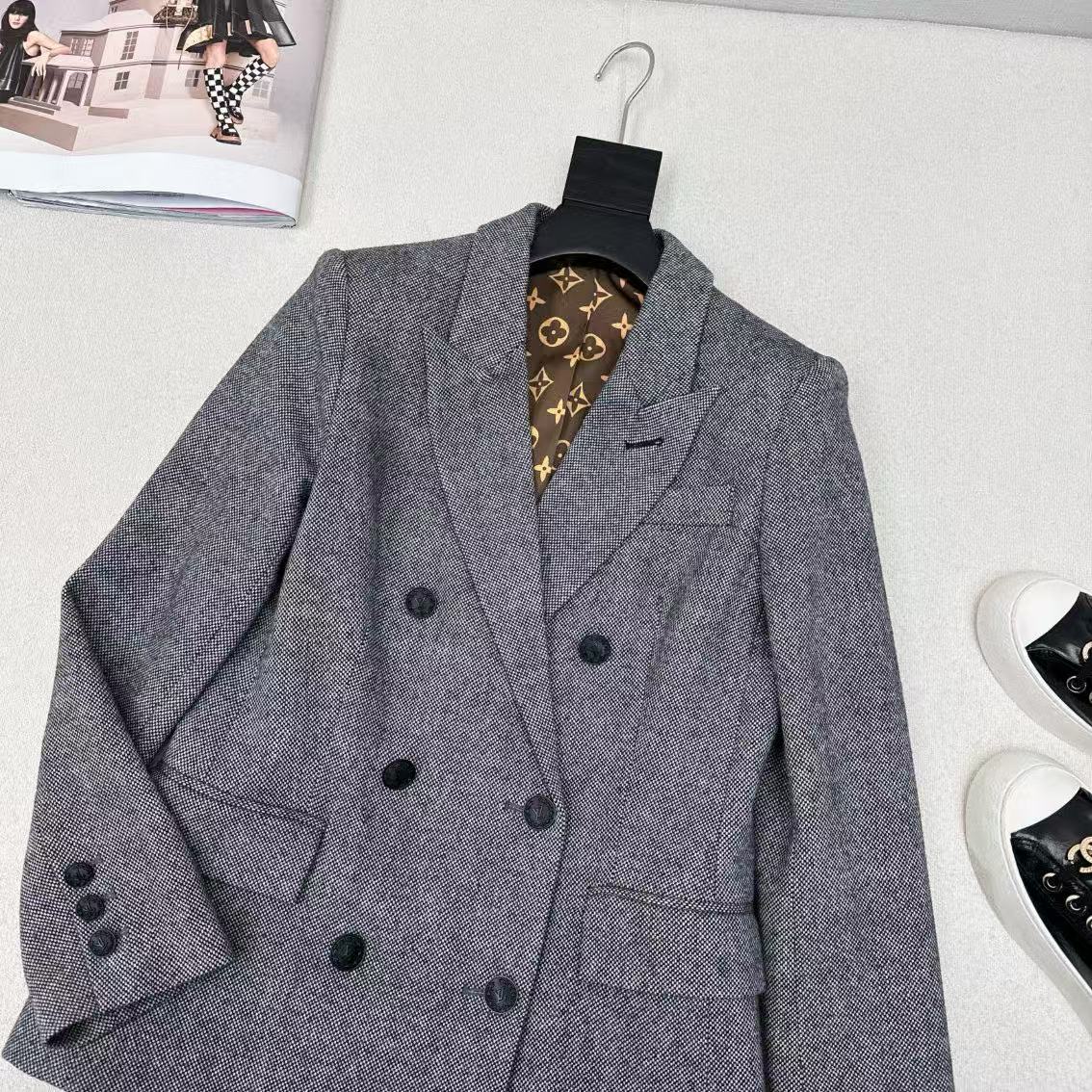 LVダブルブレストスーツジャケット【50％割引+送料無料】