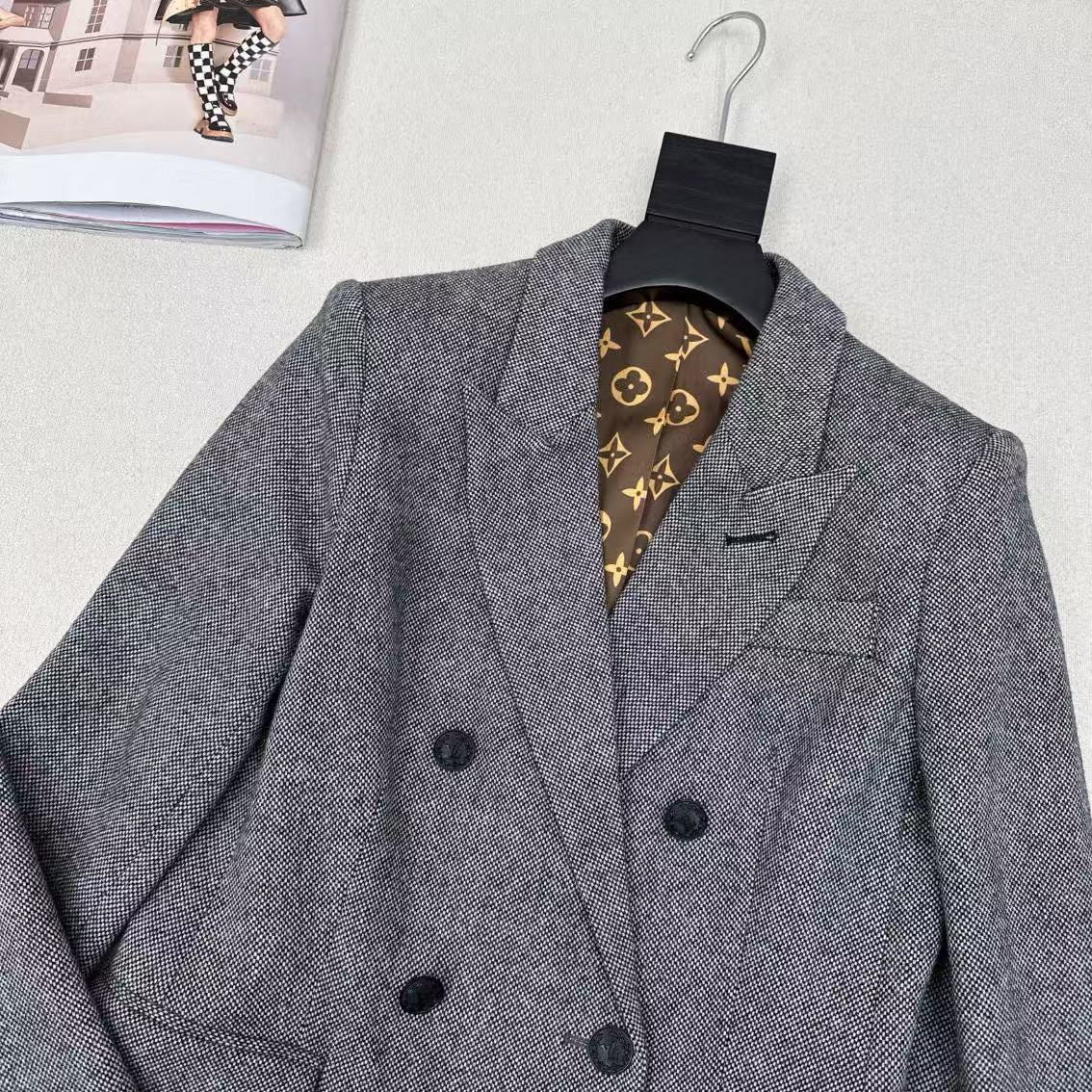 LVダブルブレストスーツジャケット【50％割引+送料無料】