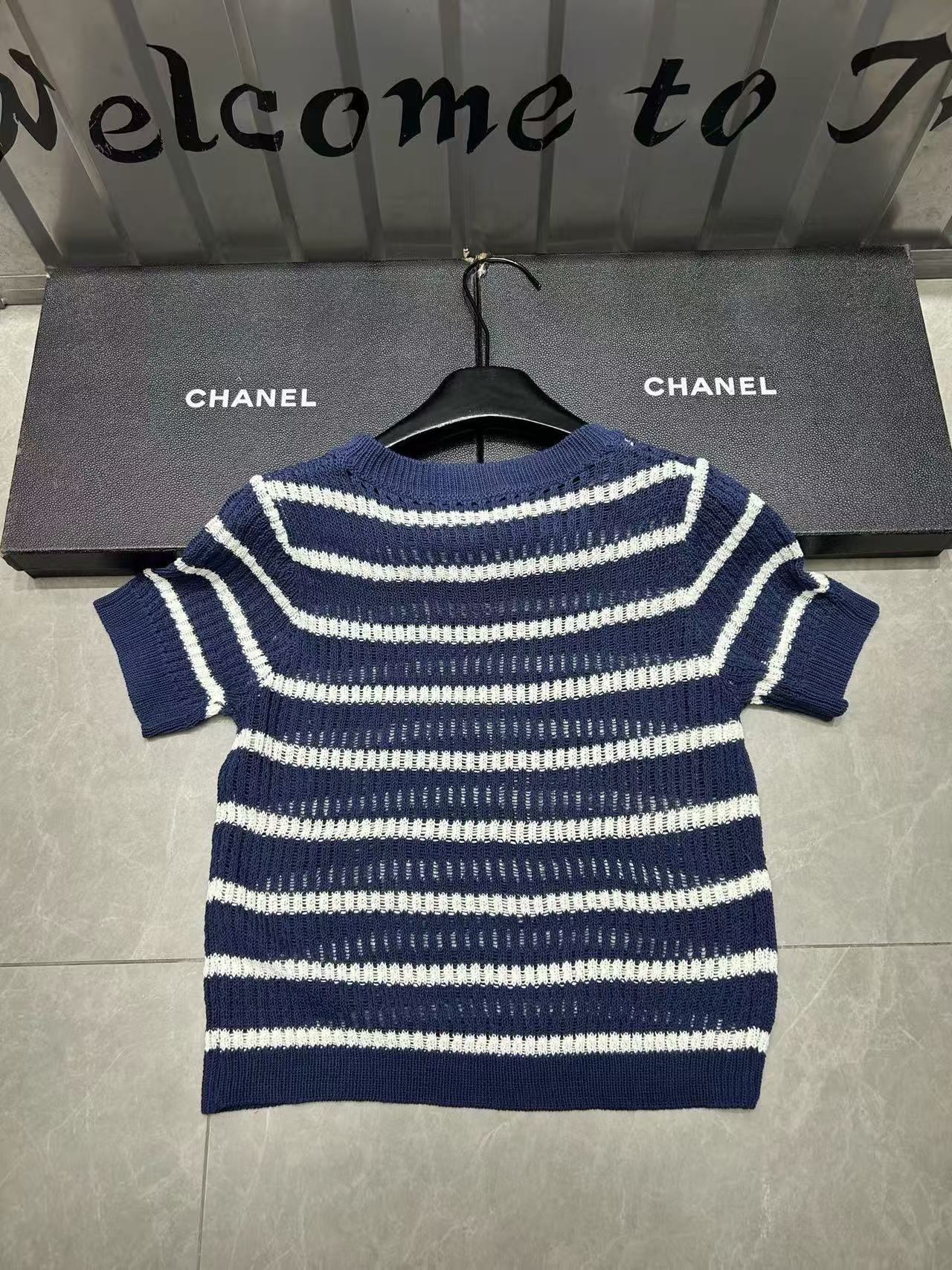 M1UM1U レターストライプ ホローアウト セーター【50％割引+送料無料】